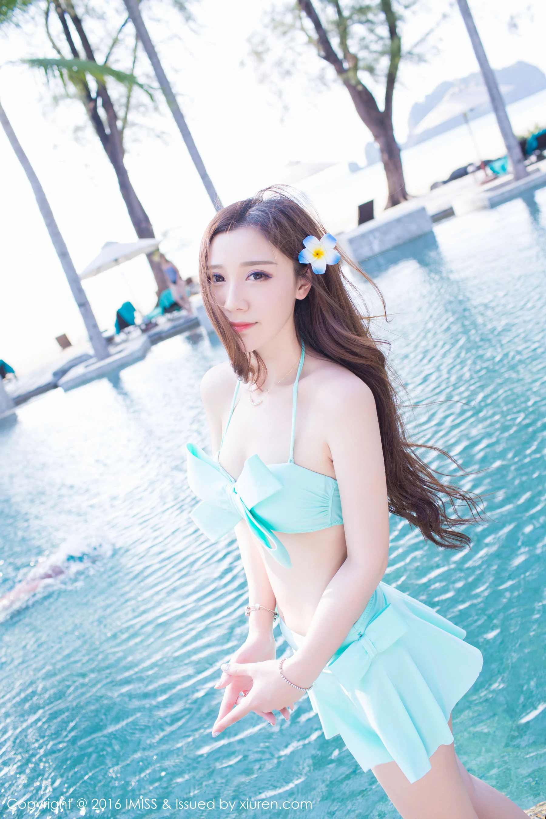  淼淼萌萌哒《极品女神清新泳装系列》 爱蜜社IMiss Vol.084第12张