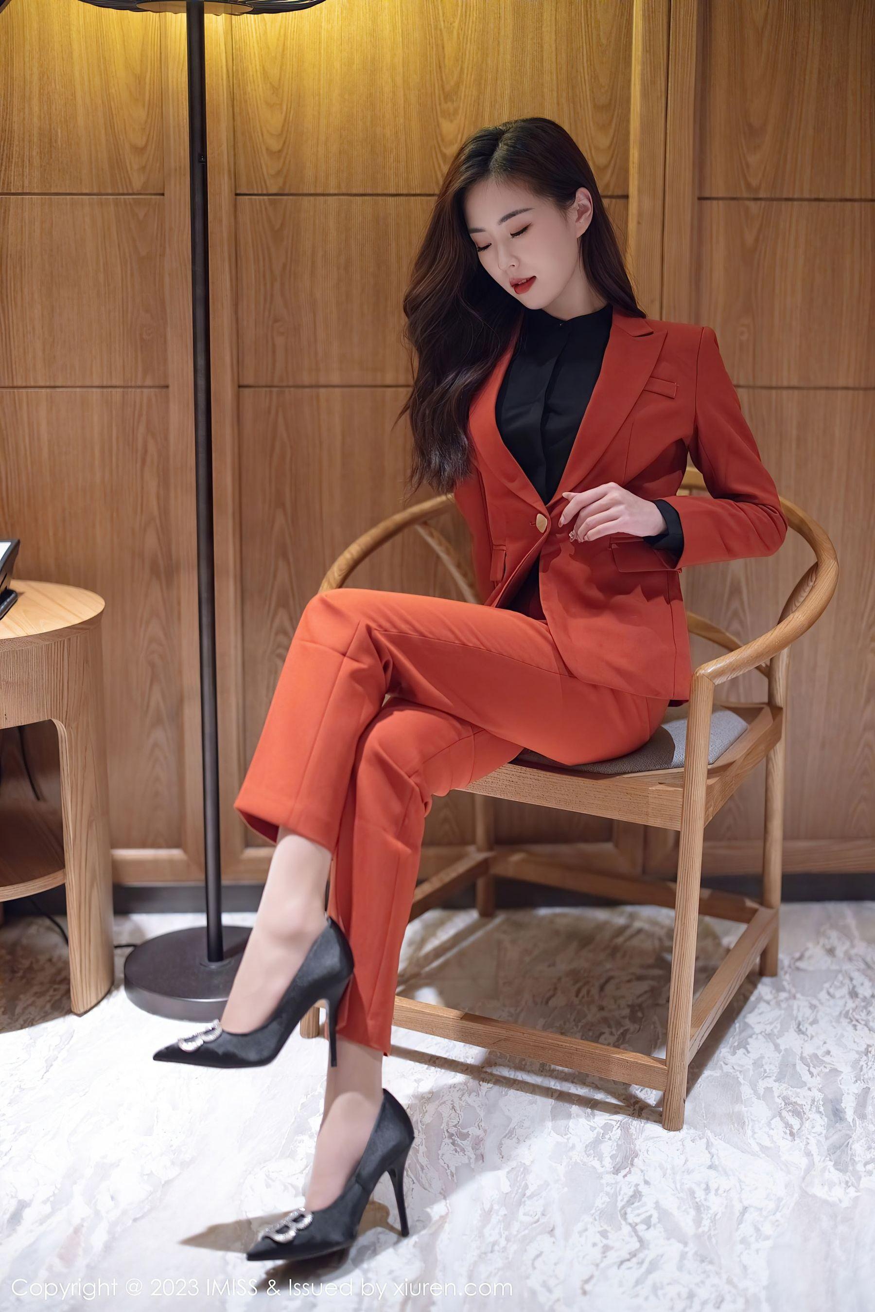  爱蜜社 VOL.717 杨紫嫣candy 制服美腿第20张