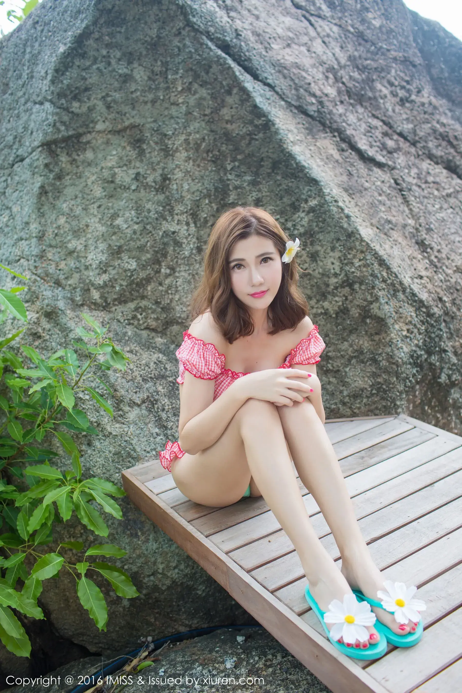  Sandy陈天扬《清纯校服系列+性感比基尼》 爱蜜社IMiss Vol.134第18张