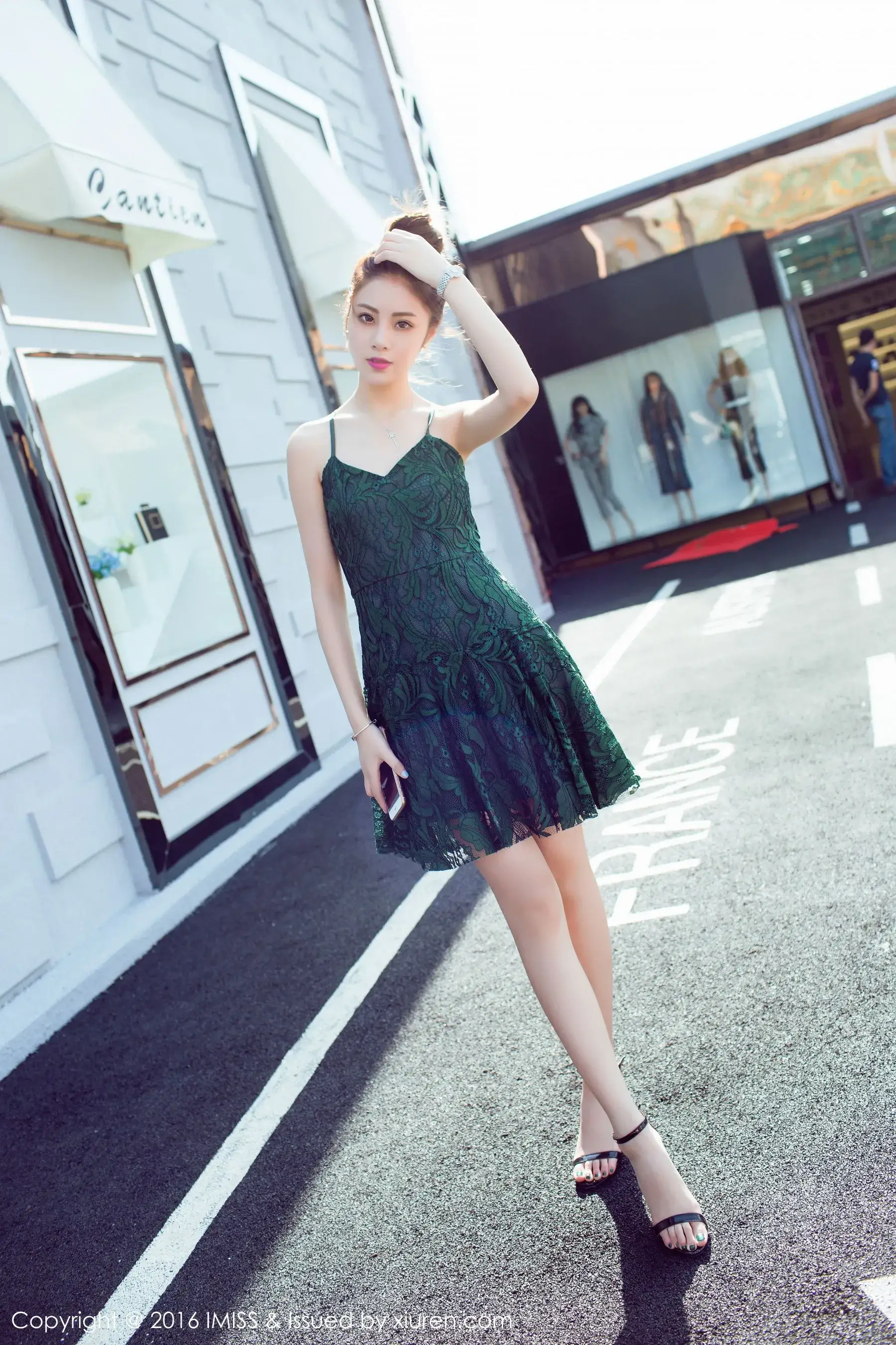  菲儿《亭亭玉立、秀色可餐》 爱蜜社IMiss Vol.090第16张