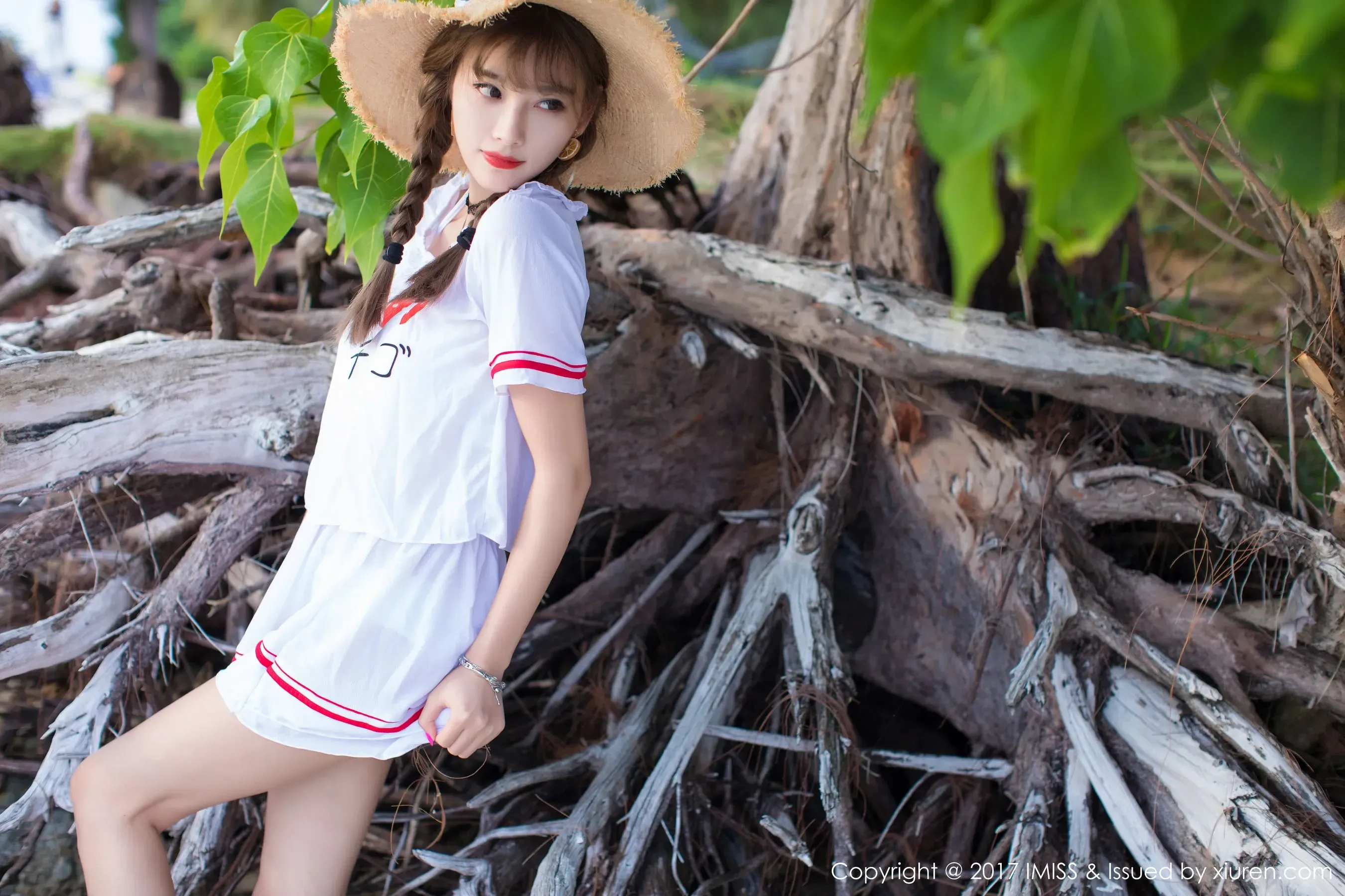  杨晨晨sugar《阳光和沙滩，香车与美人》 爱蜜社IMiss Vol.185第3张