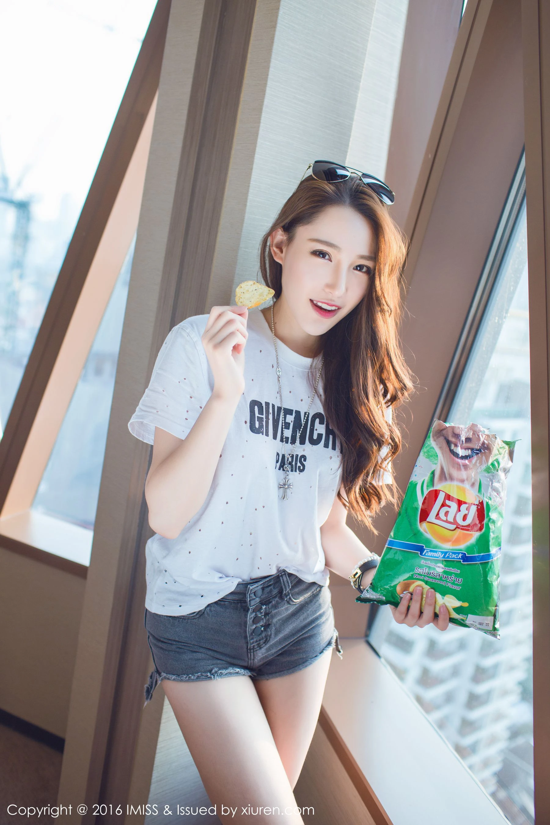  极品长腿美女@刘奕宁Lynn 爱蜜社IMiss Vol.080第2张