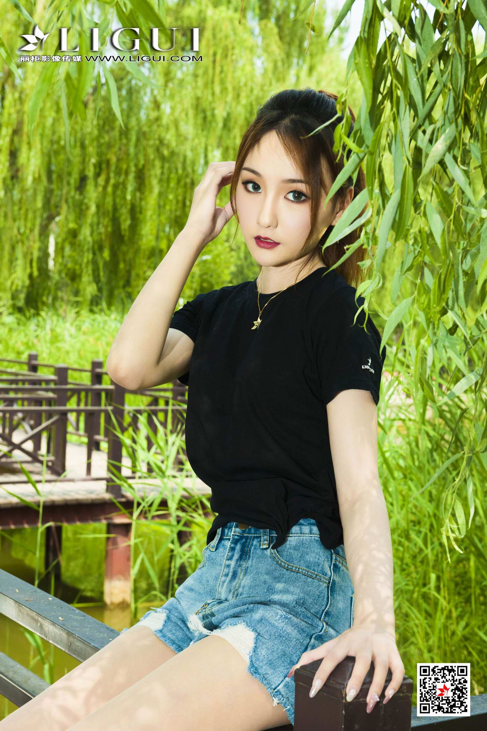 Ligui丽柜 2020.10.19《莲池浴清丝》蕊蕊第25张