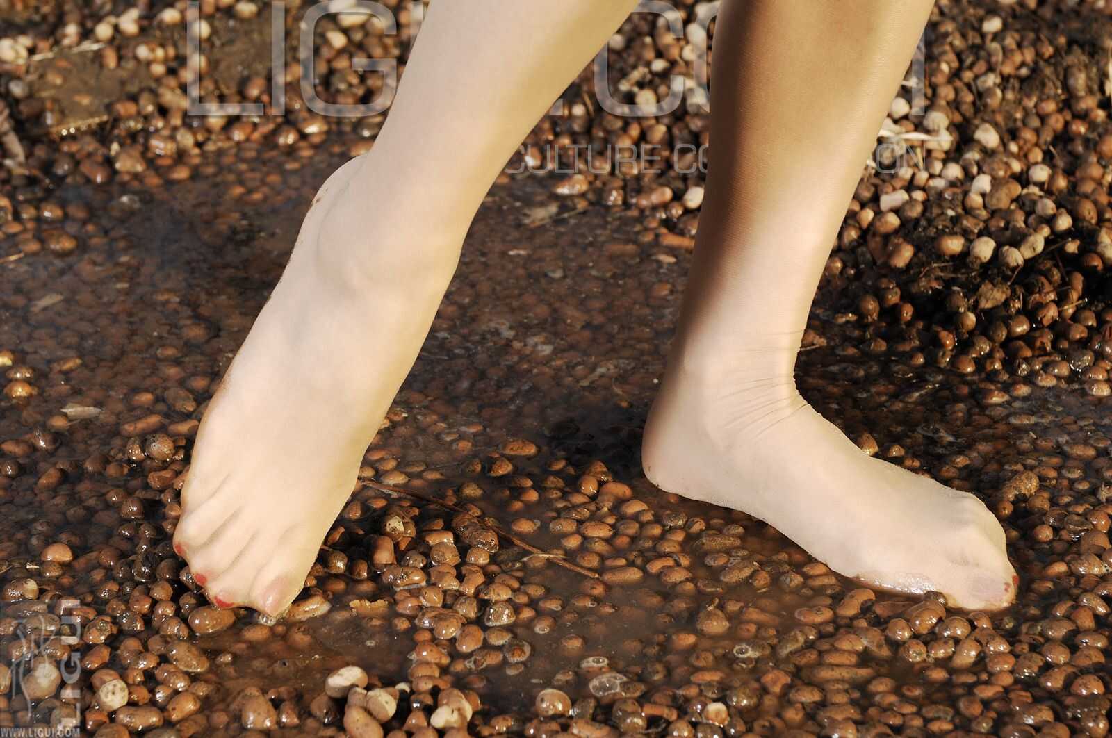 [丽柜LiGui] Model 海伦《春天來了》丝足写真图片第7张