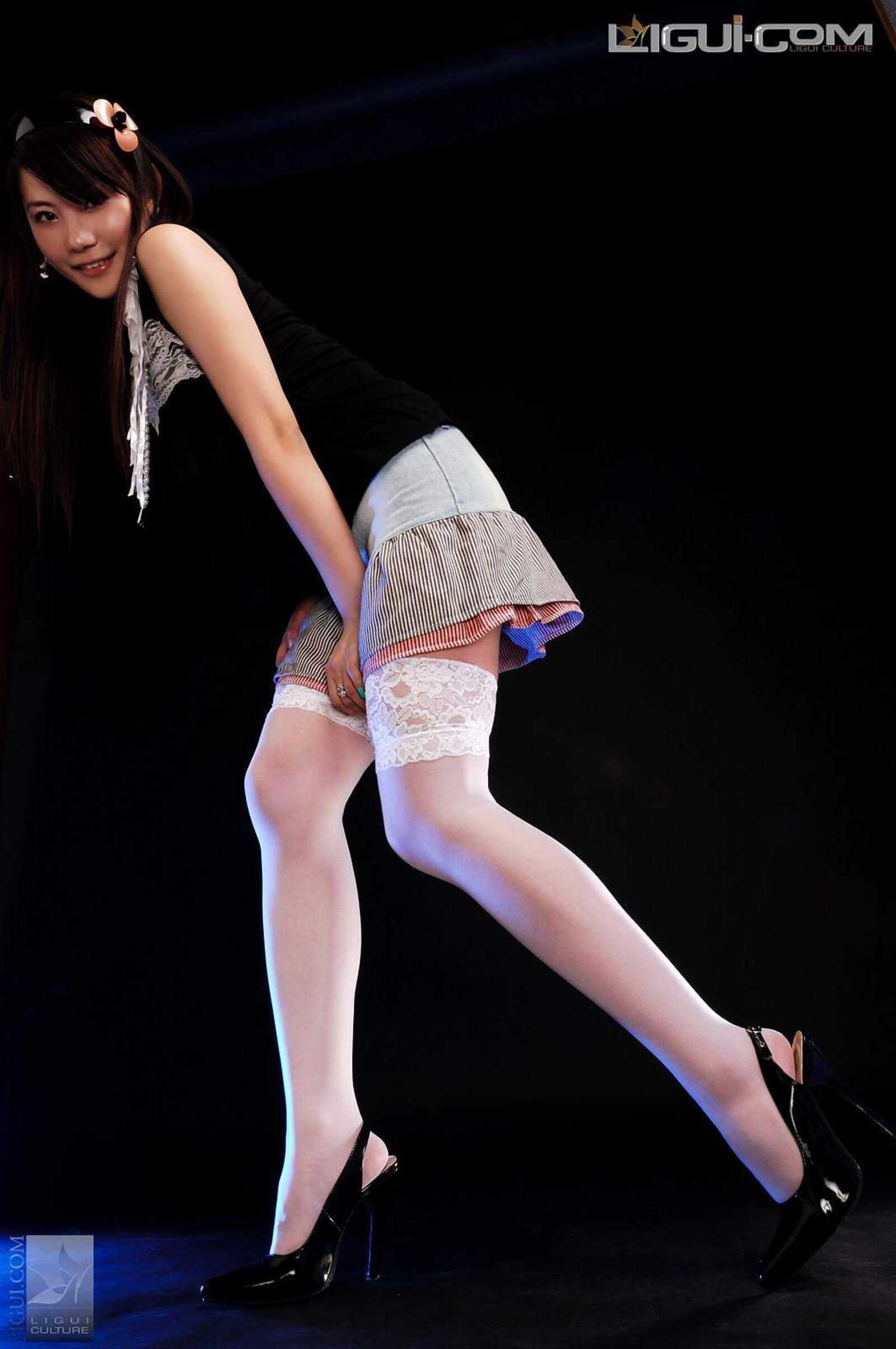 [丽柜LiGui] Model 龙洋《黑白碰撞的北极光》丝足写第3张