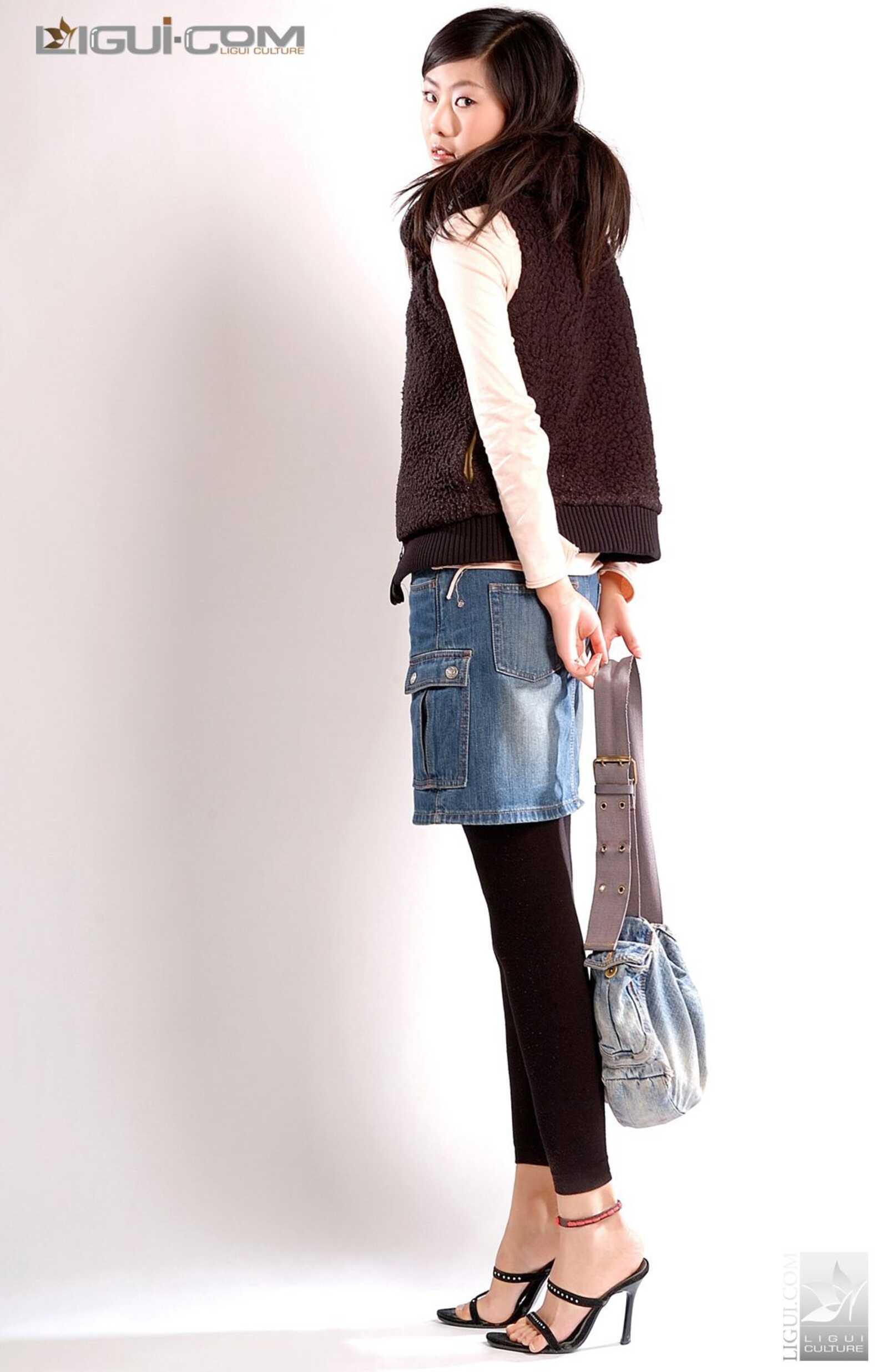 Model 张迪《牛仔短裙玩飘逸》 [丽柜LiGui] 美腿玉第2张