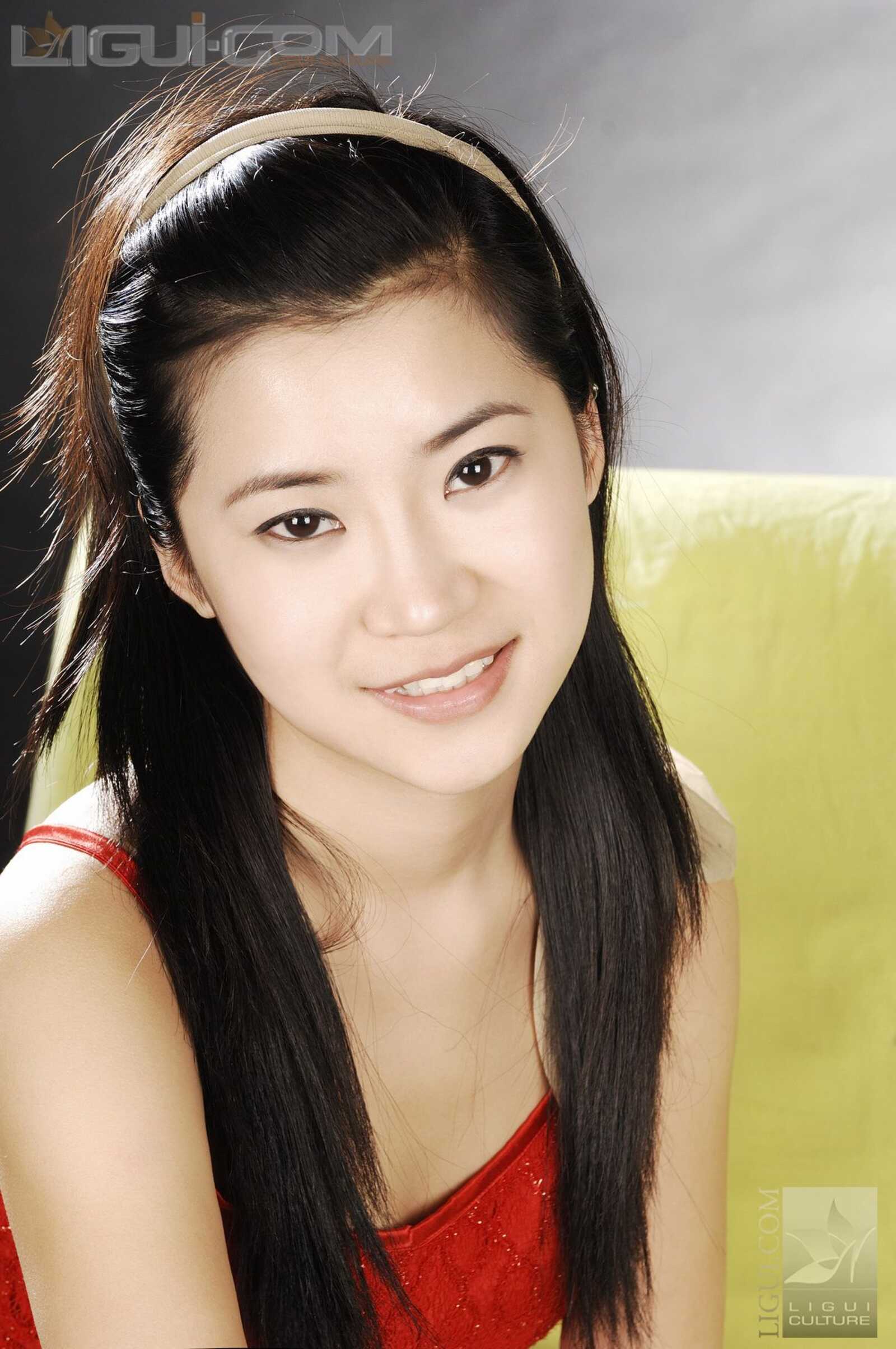 Model 卡鲁鲁《俏皮可爱小美女伊贺流袜堵式束缚第16张