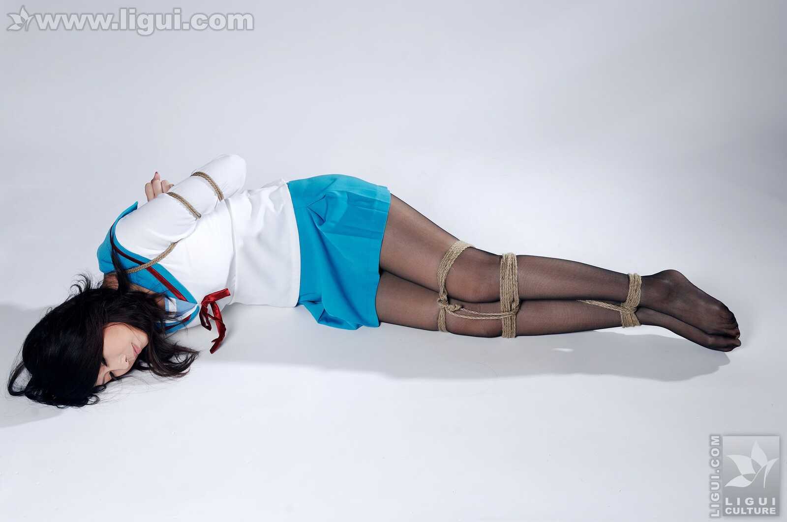 Model 幽幽《海军制服黑丝捆绑》 [丽柜美束LiGui第12张