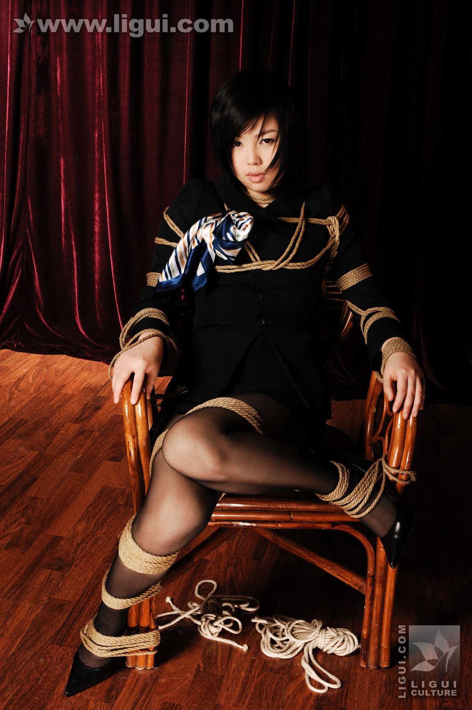 Model 幕子《环环相扣女王沦为阶下囚！》 [丽柜美第10张