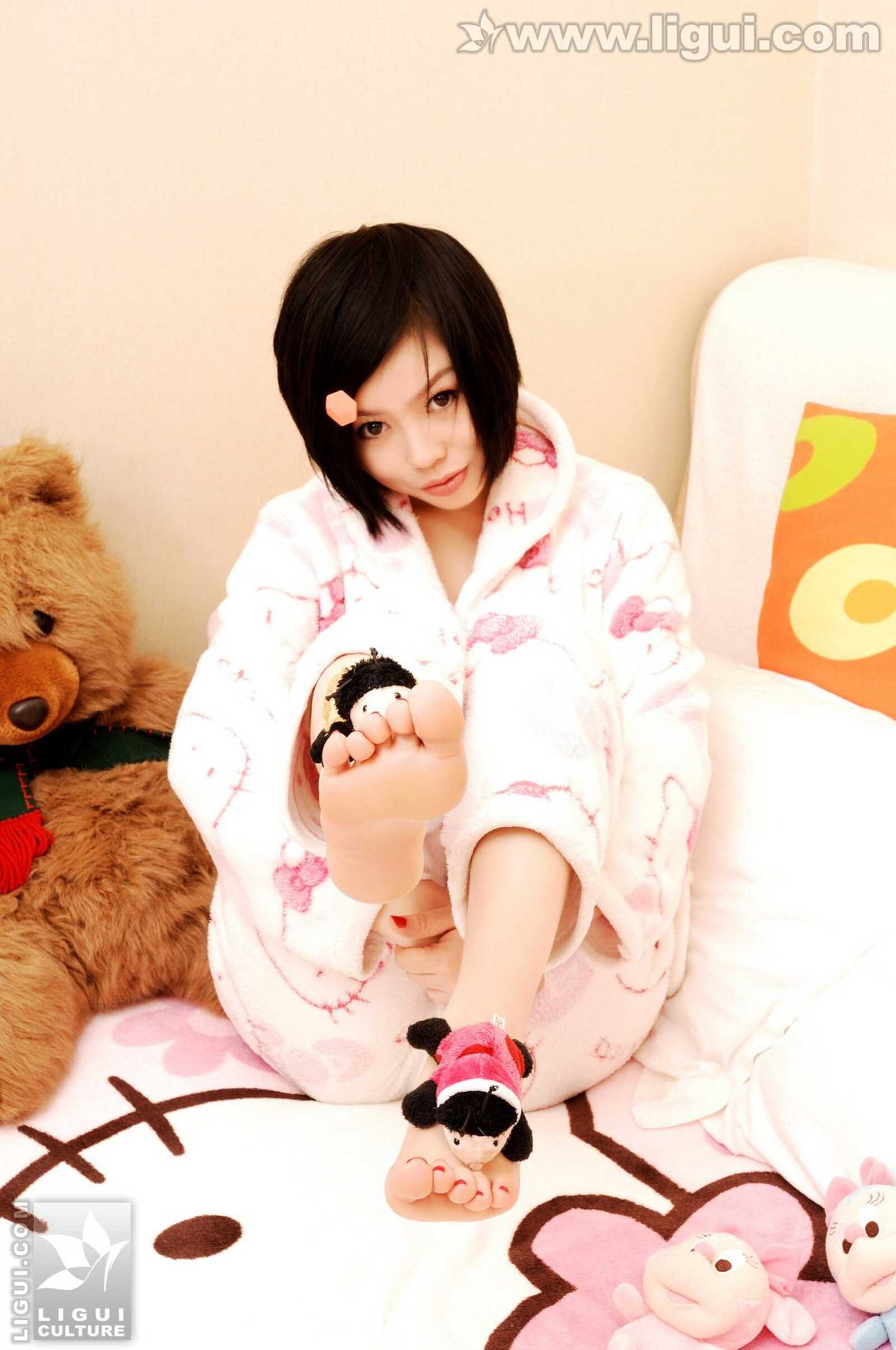 Model 幕子《可爱睡衣美足秀》 [丽柜LiGui] 丝袜美第9张