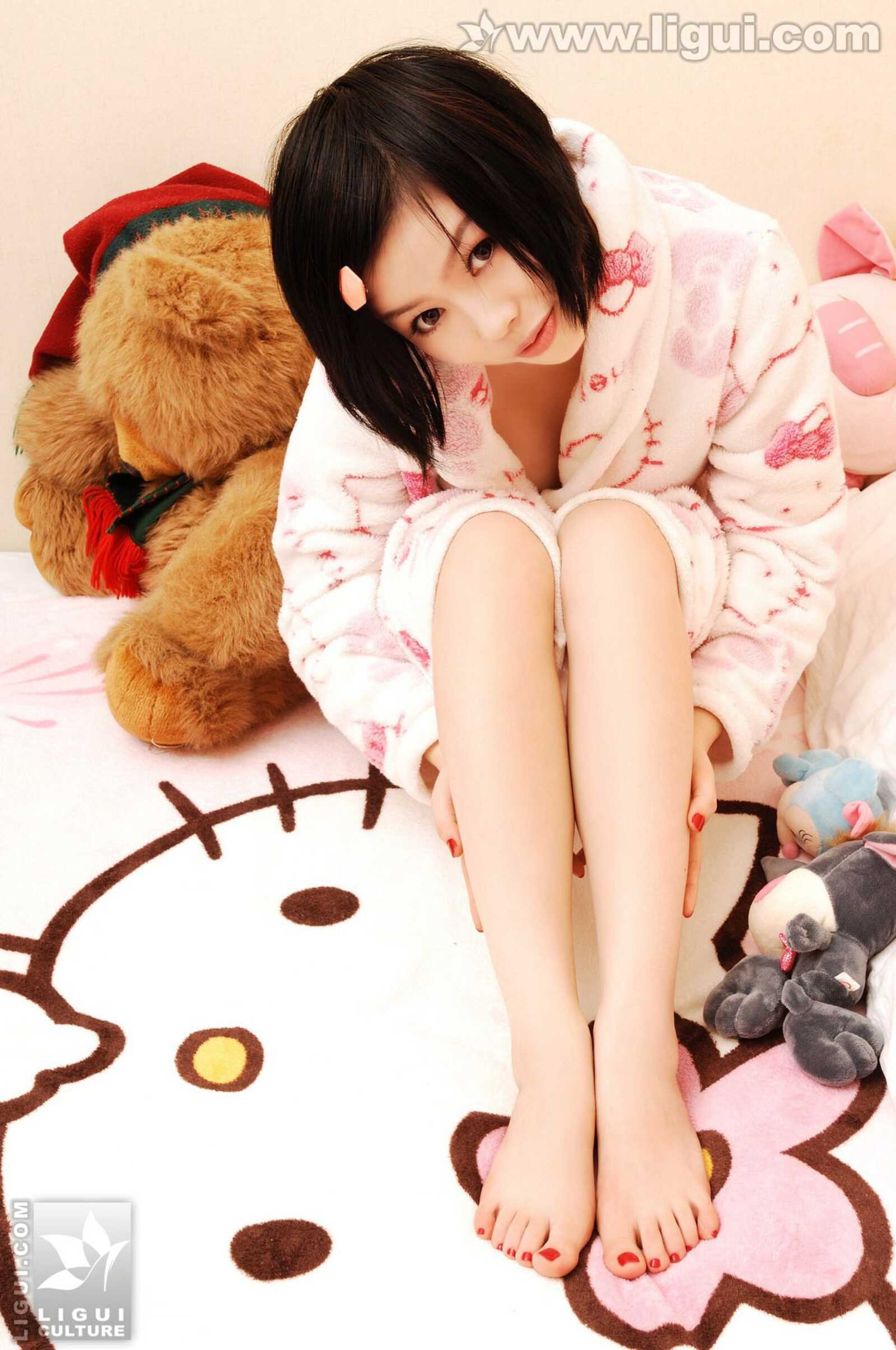 Model 幕子《可爱睡衣美足秀》 [丽柜LiGui] 丝袜美第3张