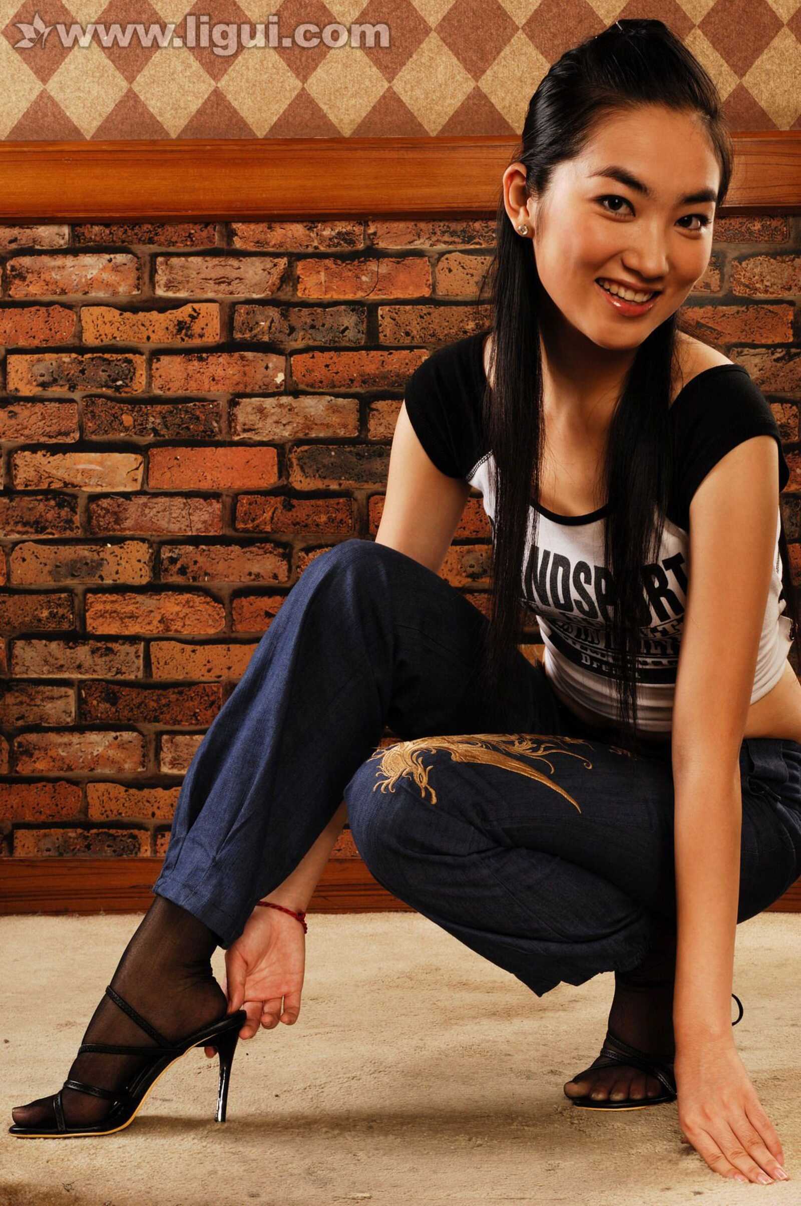 Model 王欢《北影新生炫耀婀娜体态》 [丽柜LiGui第9张