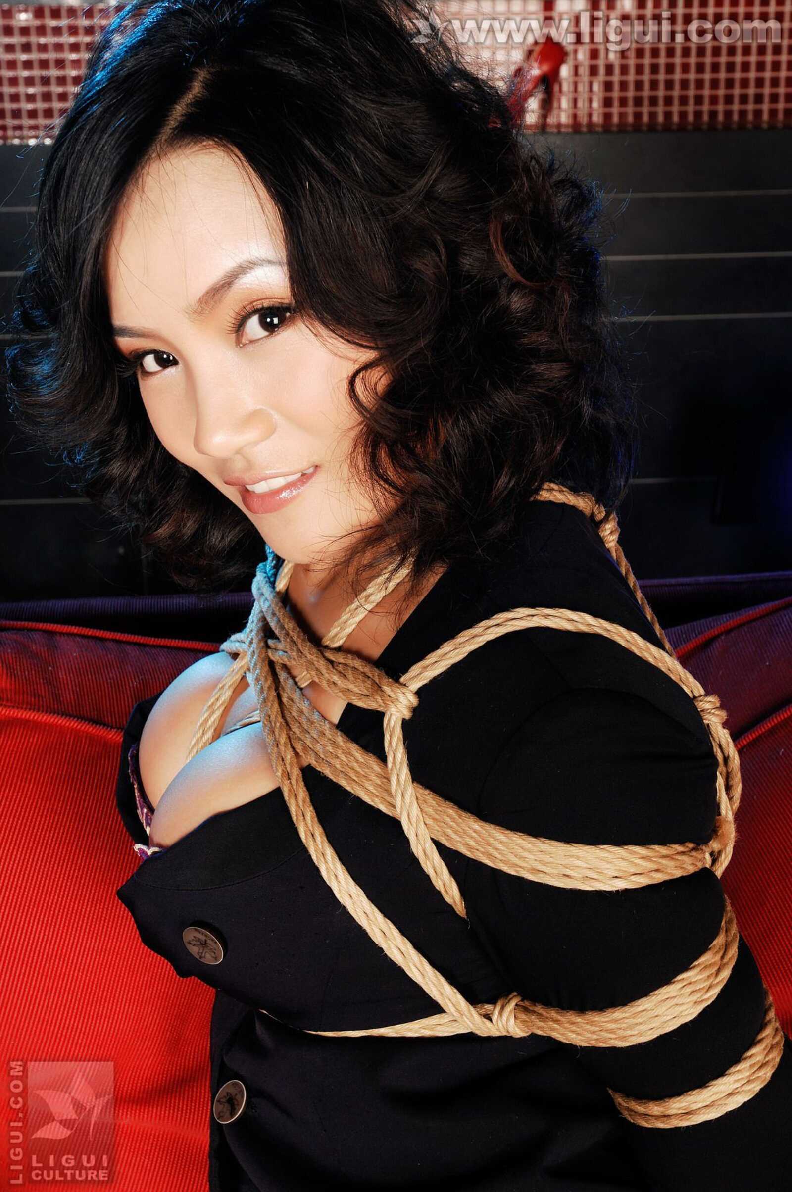 Model lucy《被捆绑的梦幻镜头》 [丽柜美束LiGui] 美第16张