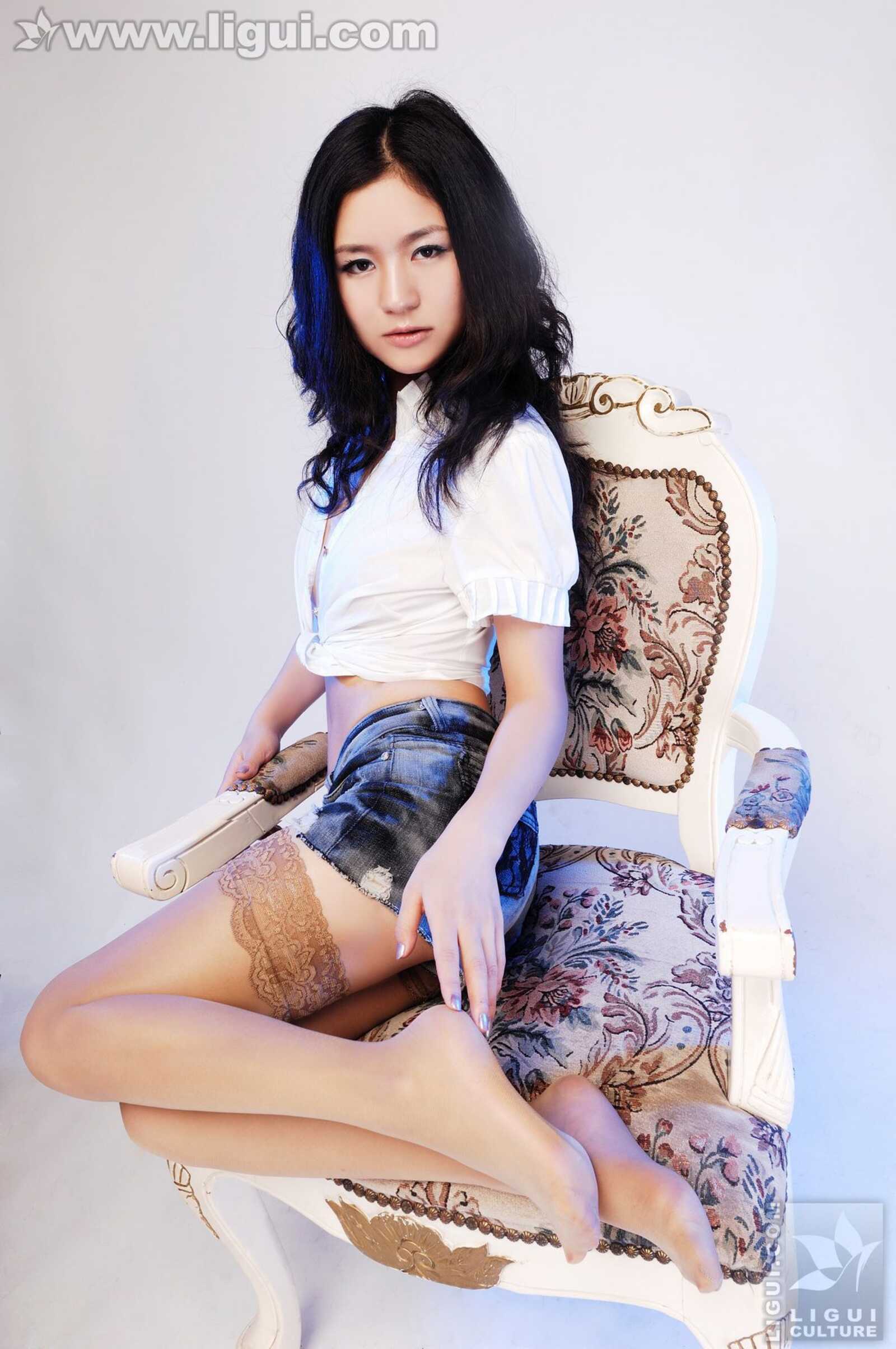 Model 英子《动感唯美的高跟秀》 [丽柜LiGui] 美腿第2张