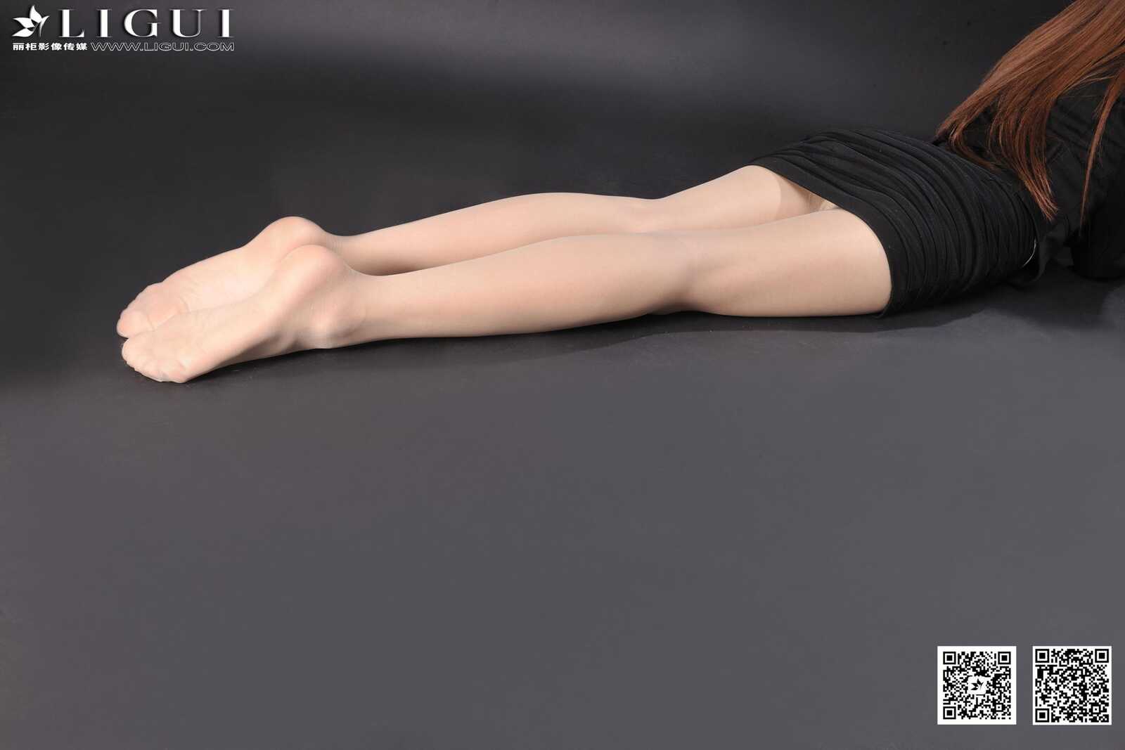 [丽柜LiGui] Model 可馨《职场丽人肉丝袜美足》美腿第10张