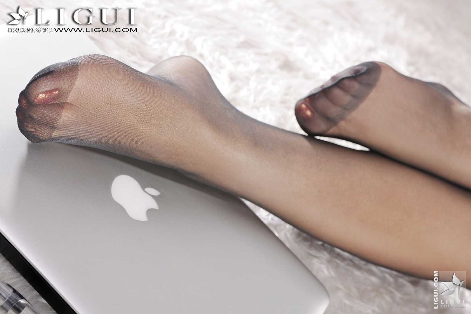 Model 晴晴《秀丽的丝襪女秘書》 [丽柜LiGui] 丝袜第5张