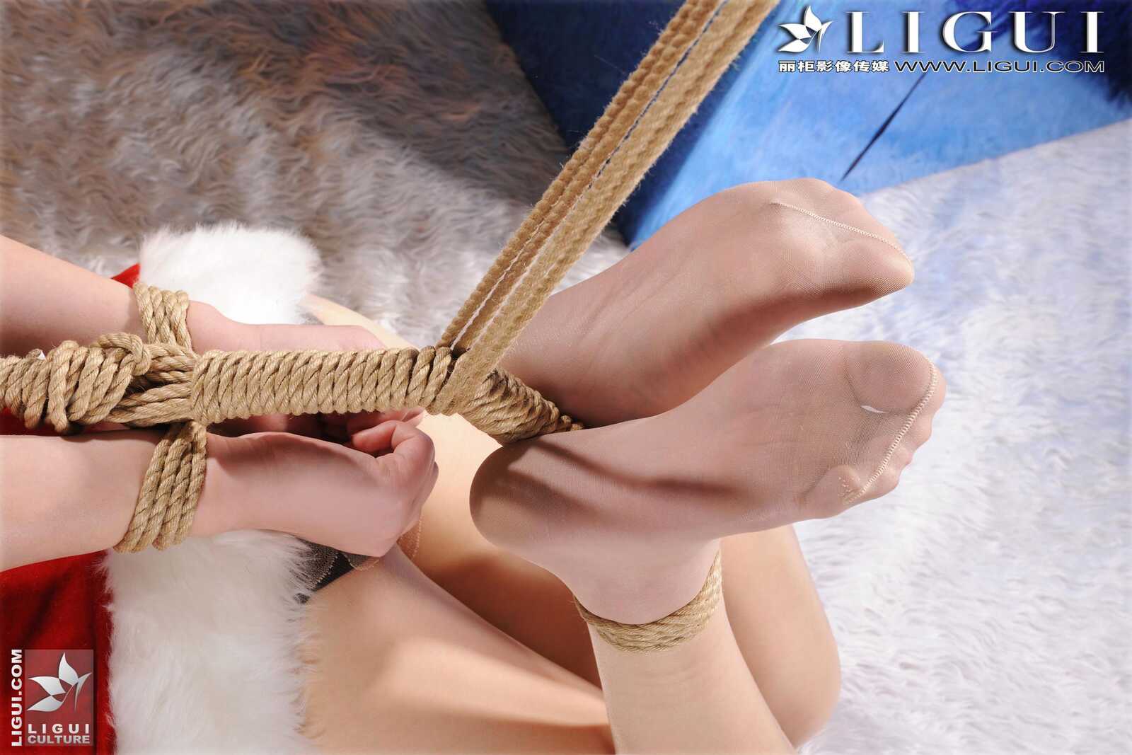 Model 文静《圣诞少女捆绑诱惑》 [丽柜美束LiGui第1张