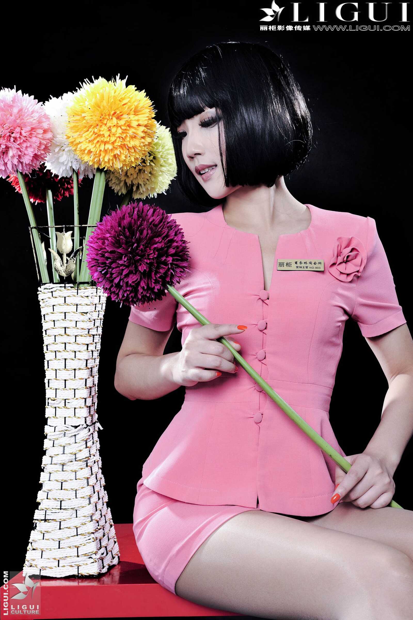 Model 司琪《粉色丽人》[丽柜LiGui] 美腿玉足写真图第9张