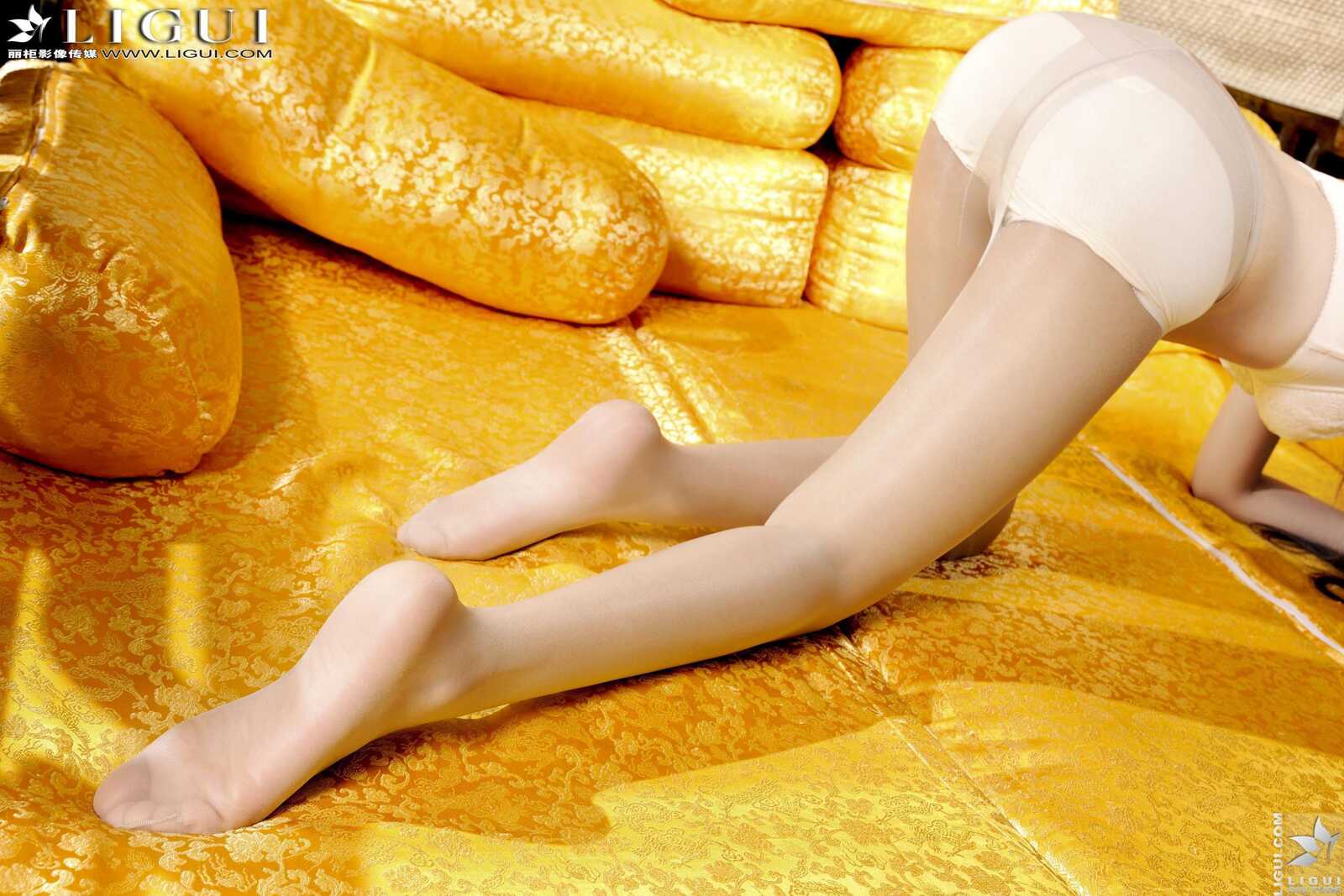 Model 司琪《古典和服睡衣丝足》 [丽柜LiGui] 美腿第6张