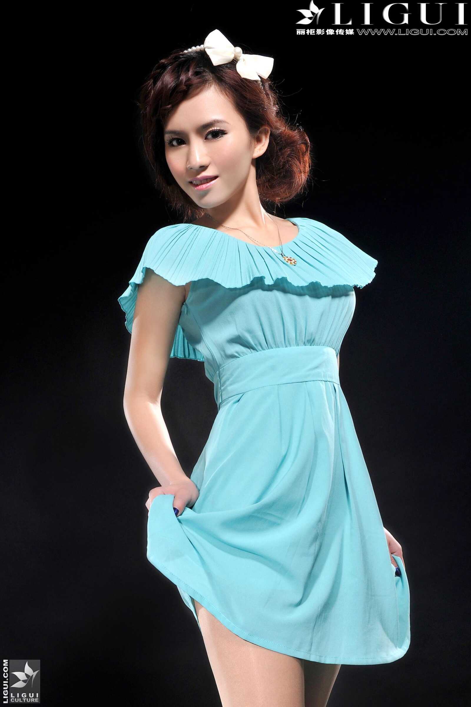 Model 安娜《薄纱丝足》[丽柜贵足] 美腿玉足写真第15张