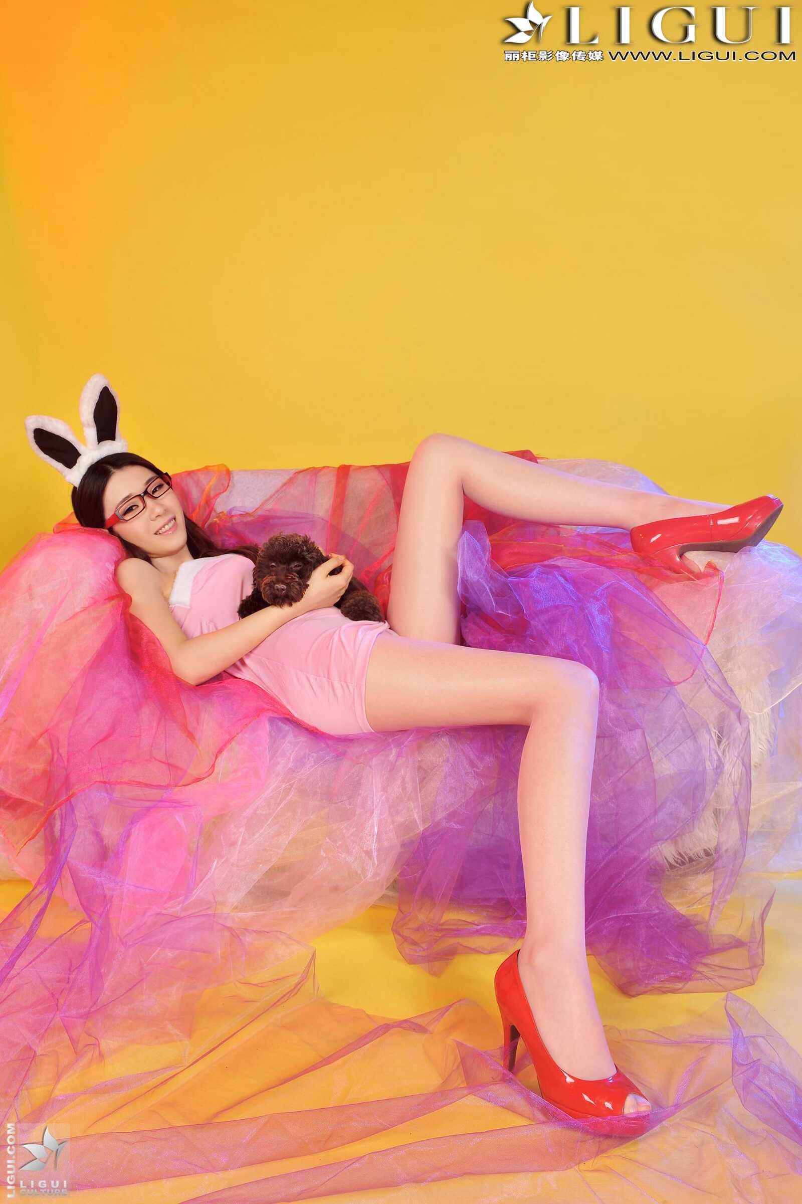 Model 美辰《红高跟兔女郎》上下全集 [丽柜贵足第11张