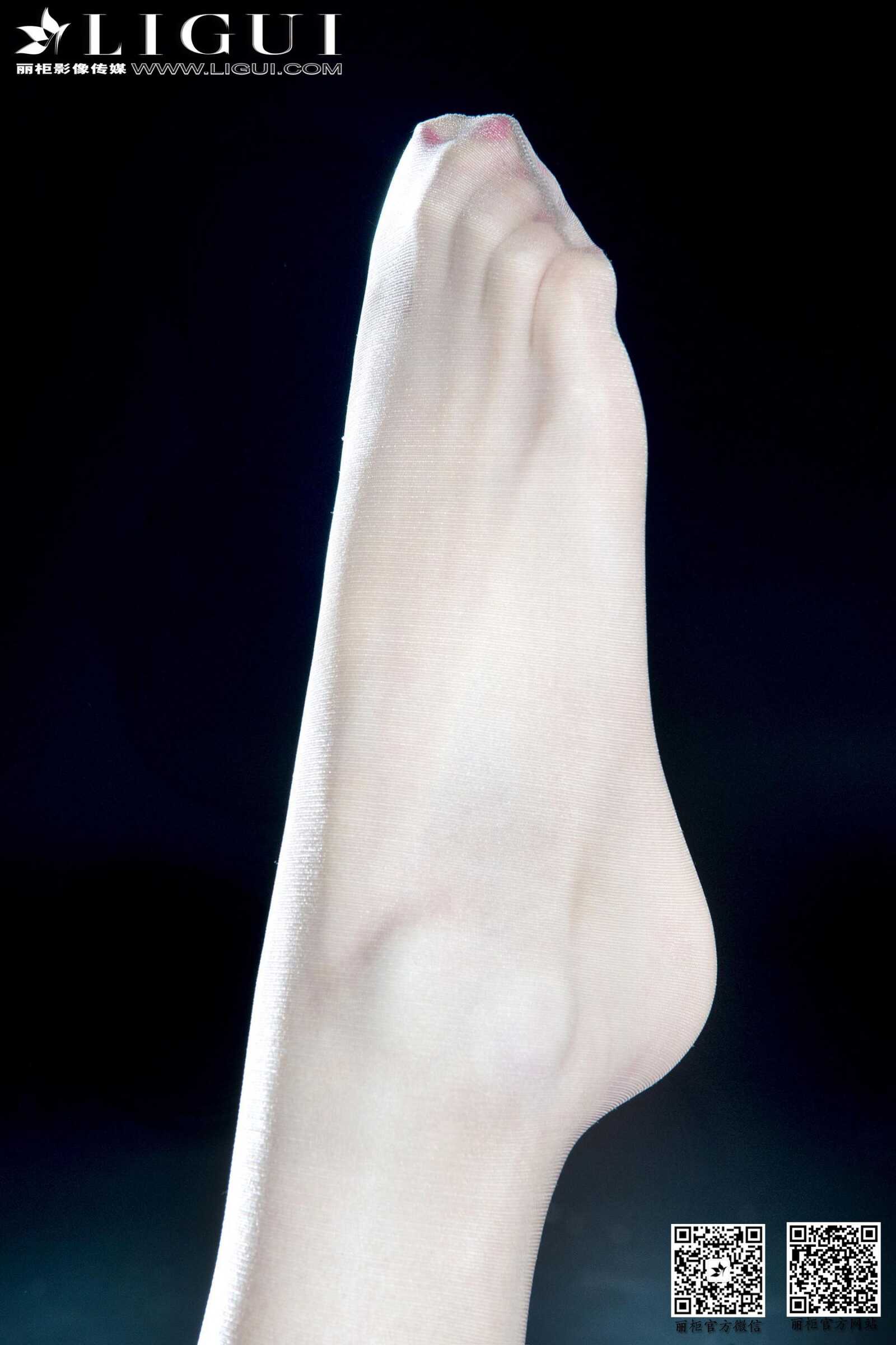 Model 美辰《时尚女郎红高跟丝足》上下全集 [丽柜第1张