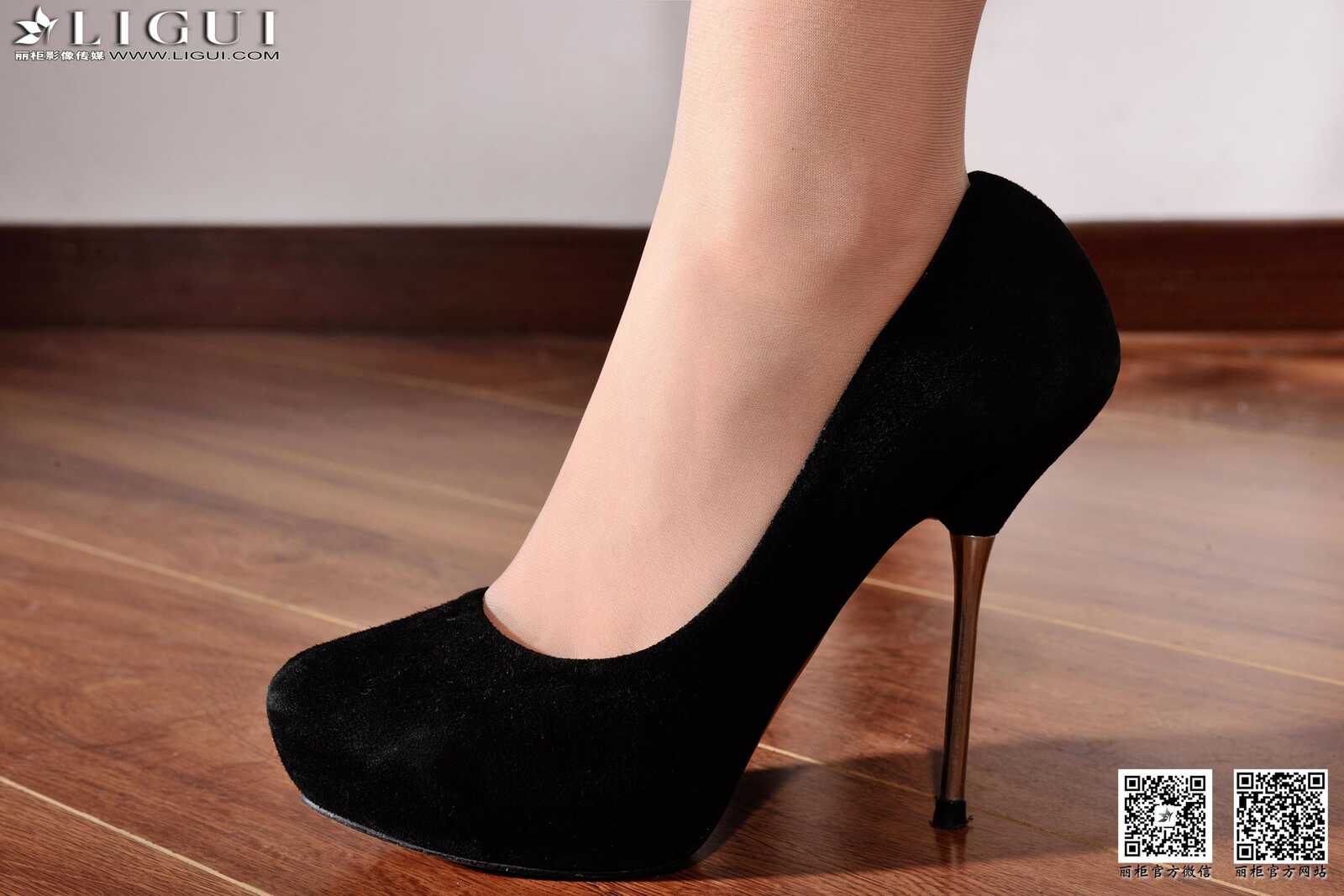 Model 文欣《长腿高跟美少女》上下全集 [丽柜Li第15张