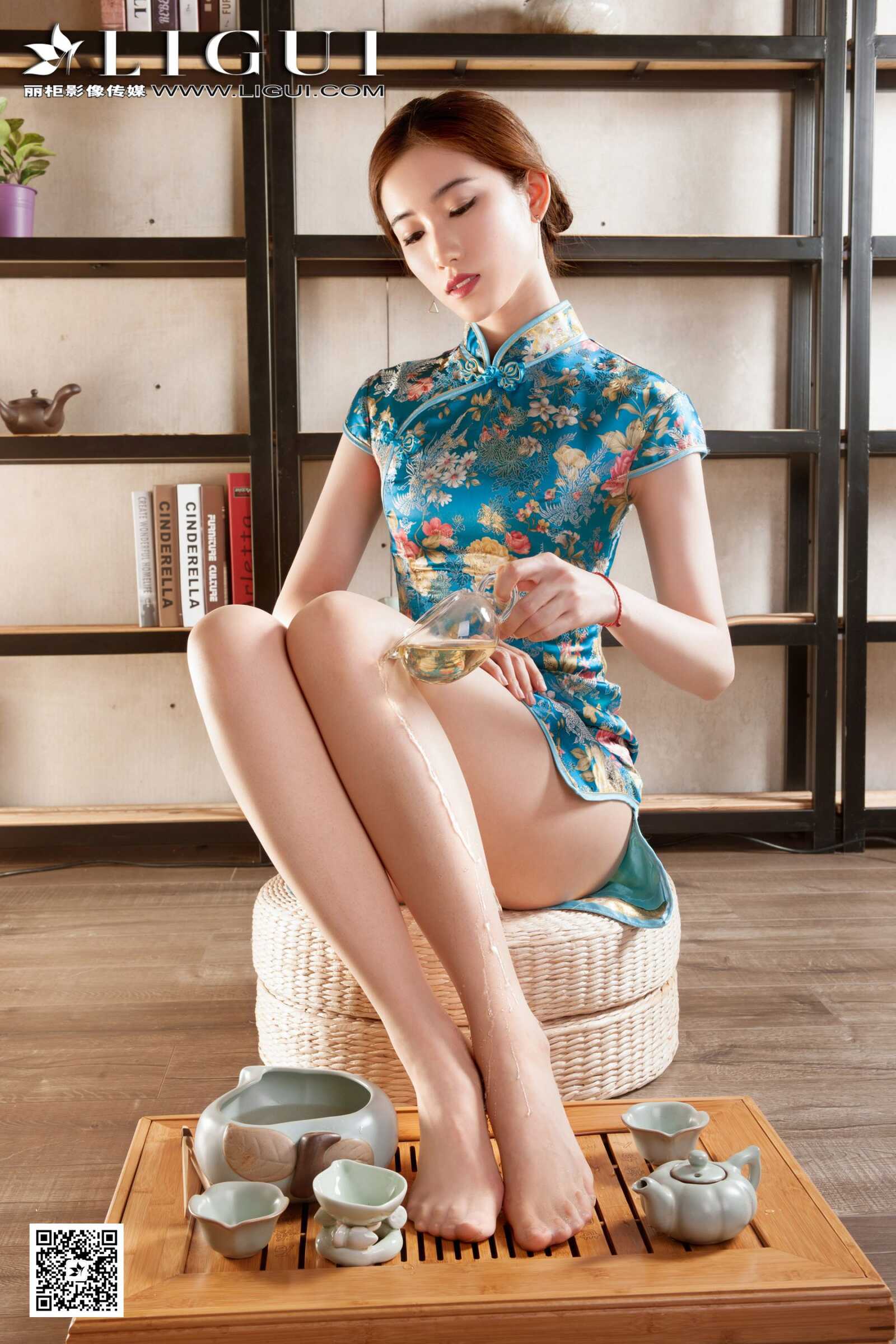 婷婷《旗袍茶道》 [丽柜] 美腿丝足写真集第6张