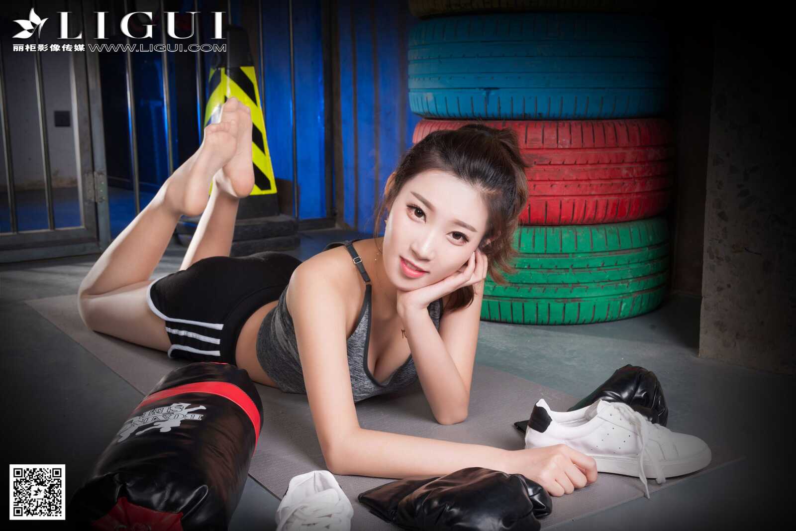 筱筱《拳击少女丝足》 [丽柜贵足学校] 写真集第2张