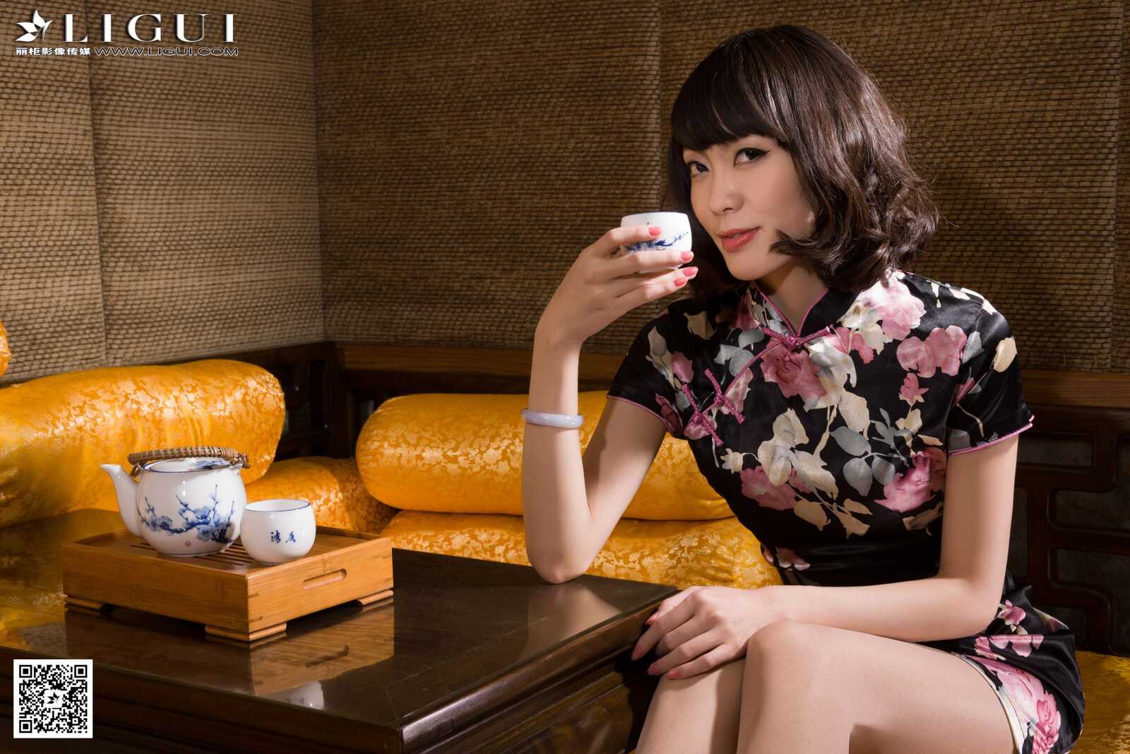 Model 乐乐《古典旗袍茶艺丝足》上下全集 [丽柜第18张