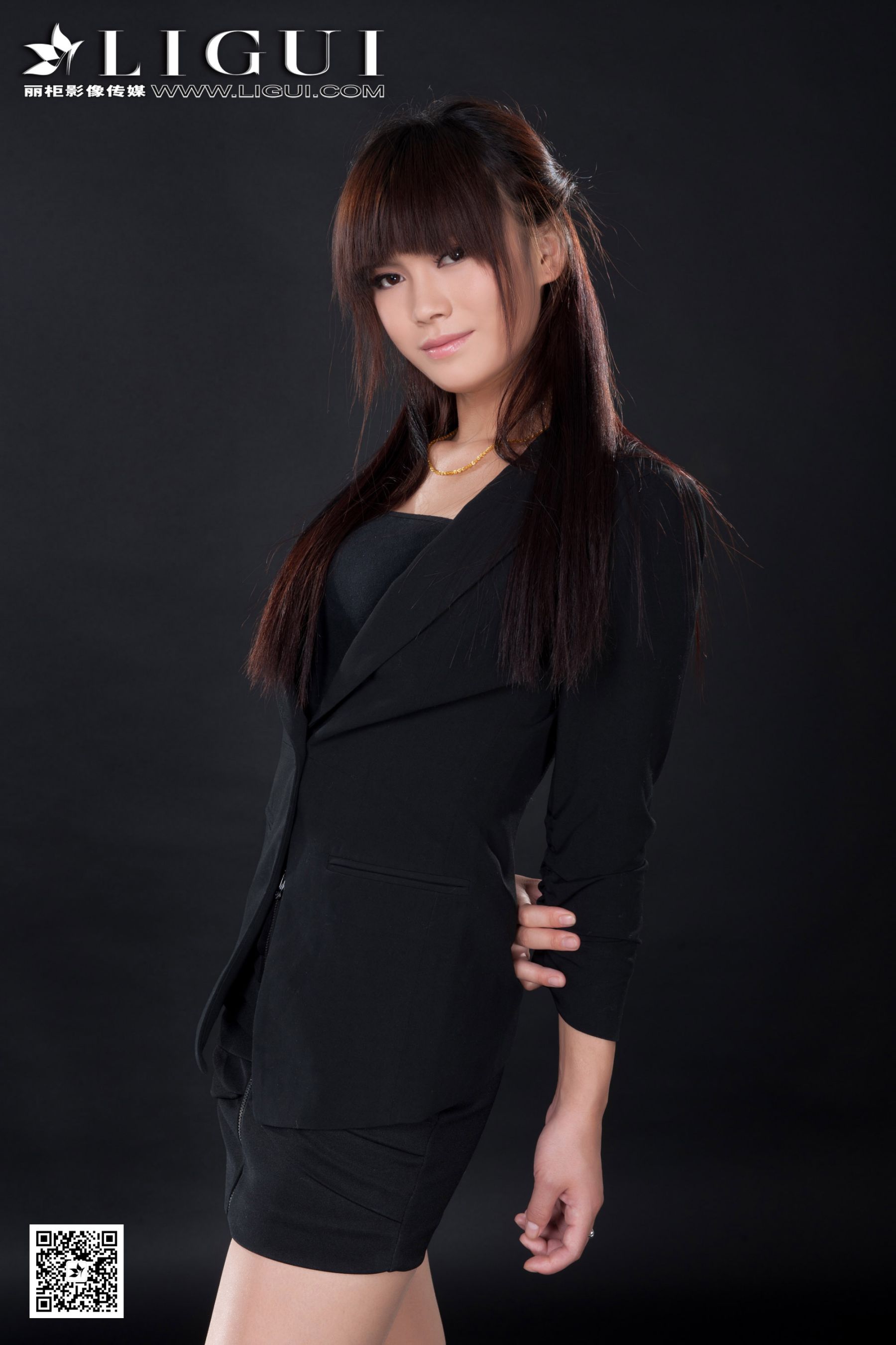 [丽柜贵足LiGui] Model 晴晴《职业装美女丝足高跟》第13张