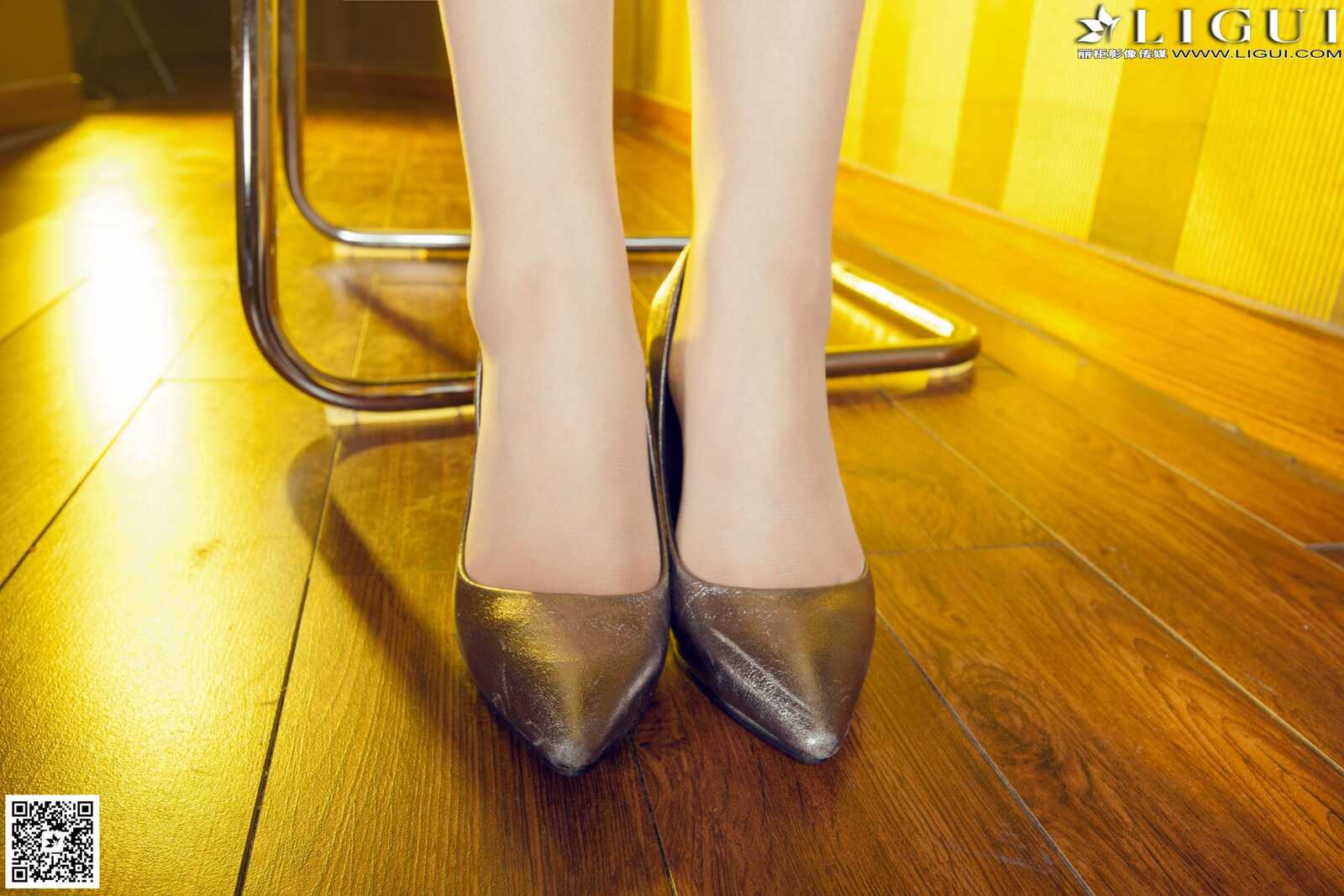 Model AMY《极品长腿制服美女高跟丝足》 [丽柜Li第8张