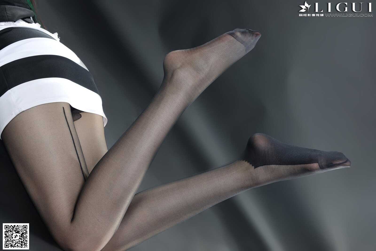 Model 菲菲《高贵黑丝丽人丝足》上中下全集 [丽柜第2张