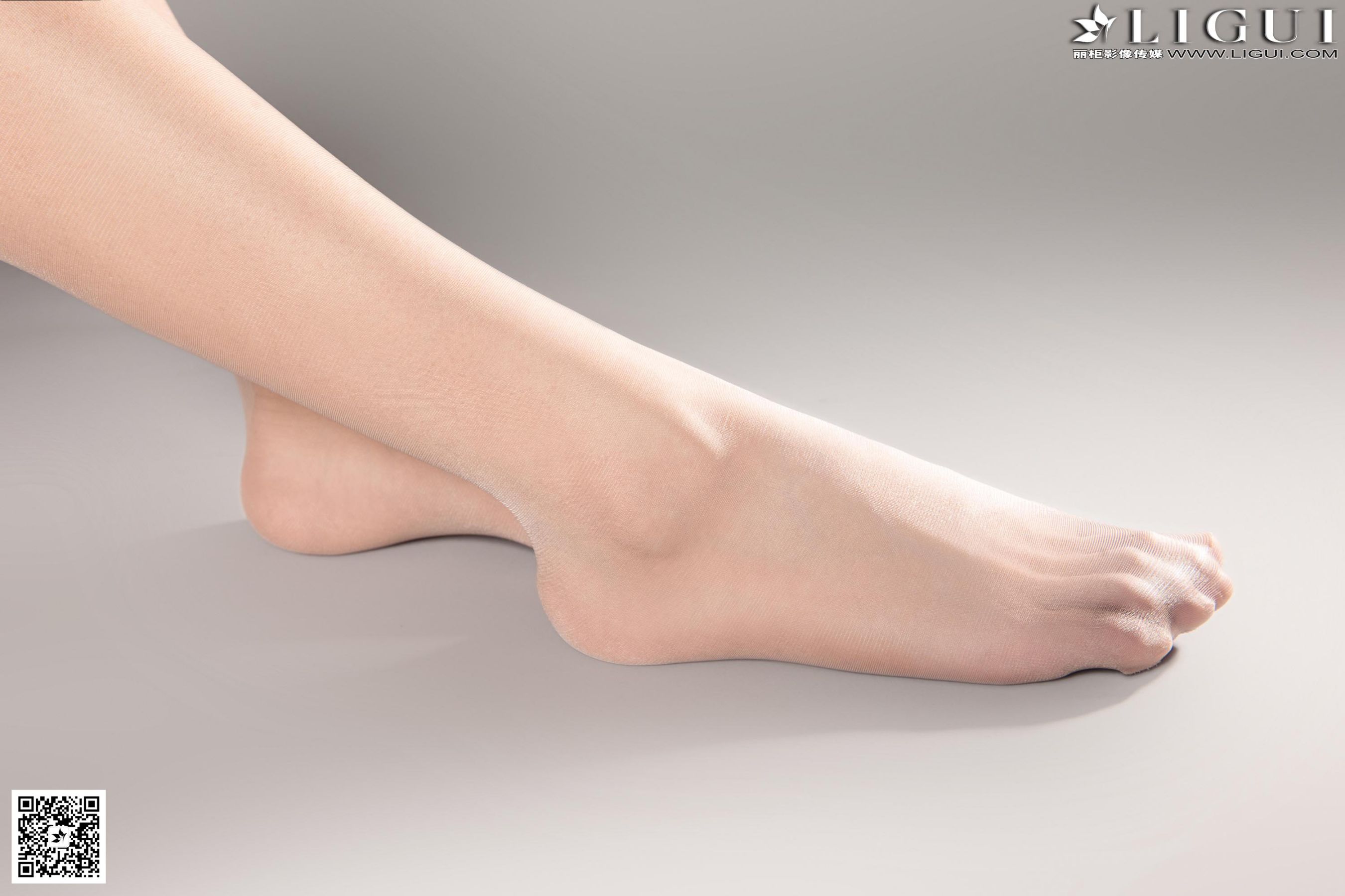 [丽柜LiGui] Model 曼蒂《职场丽人丝足》上下全集第5张