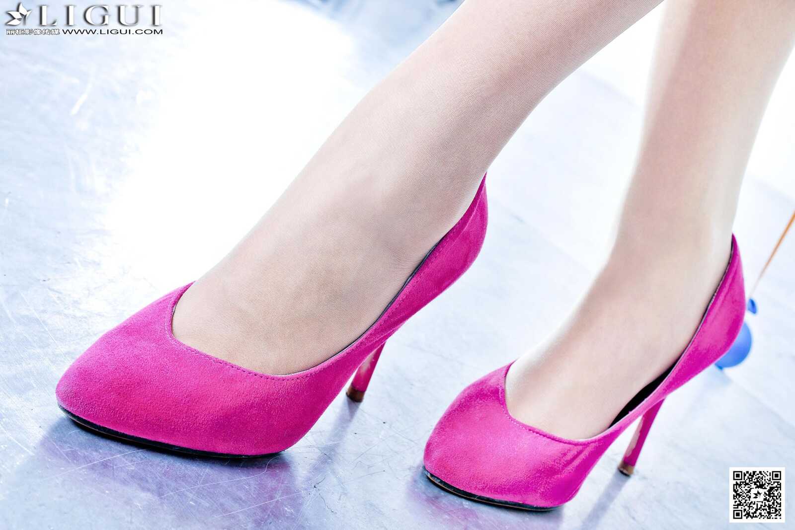 [丽柜LiGui] Model 司琪《气球少女丝足》美腿玉足写第15张