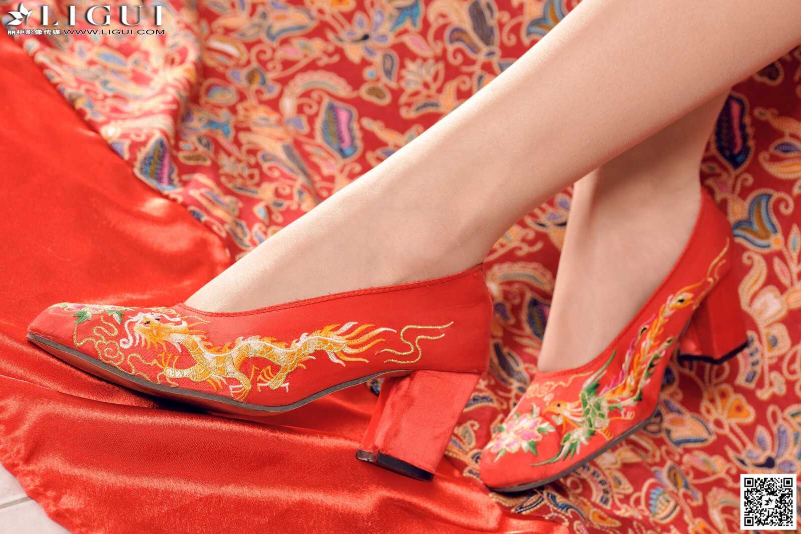 Model 可馨《极品古装美女丝足》上下全集 [丽柜第16张