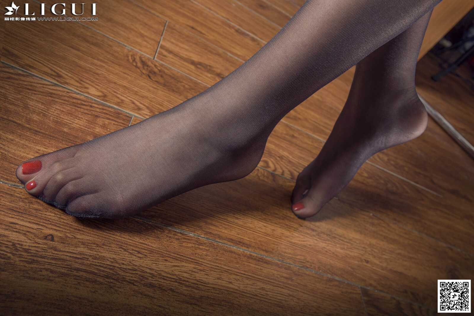 Model 语寒《黑丝空姐丝足》上下全集 [丽柜LiGui第7张