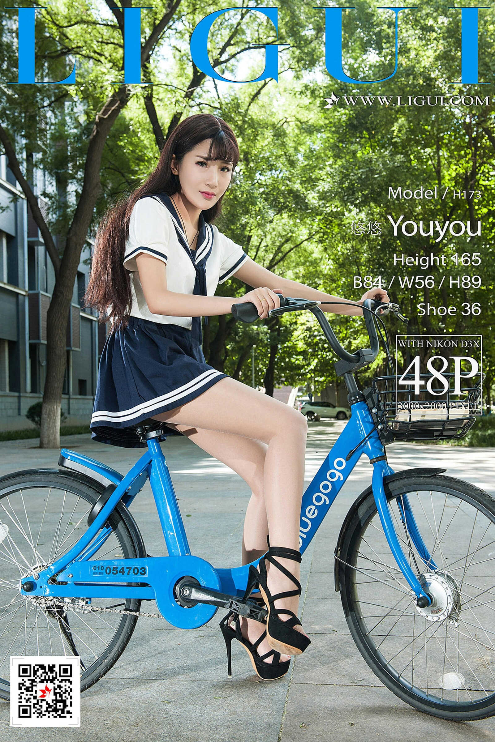 Model 筱筱《校园女神丝足美腿》 [丽柜Ligui] 写真第14张