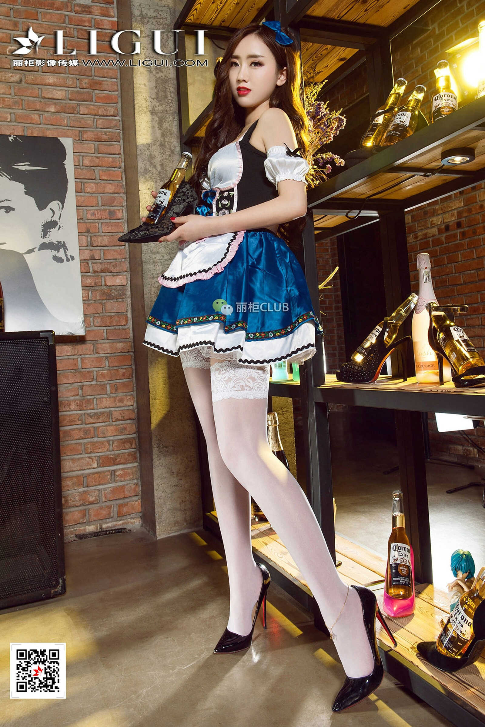 Model 然然《白丝美腿丝脚》 [丽柜Ligui] 写真集第4张