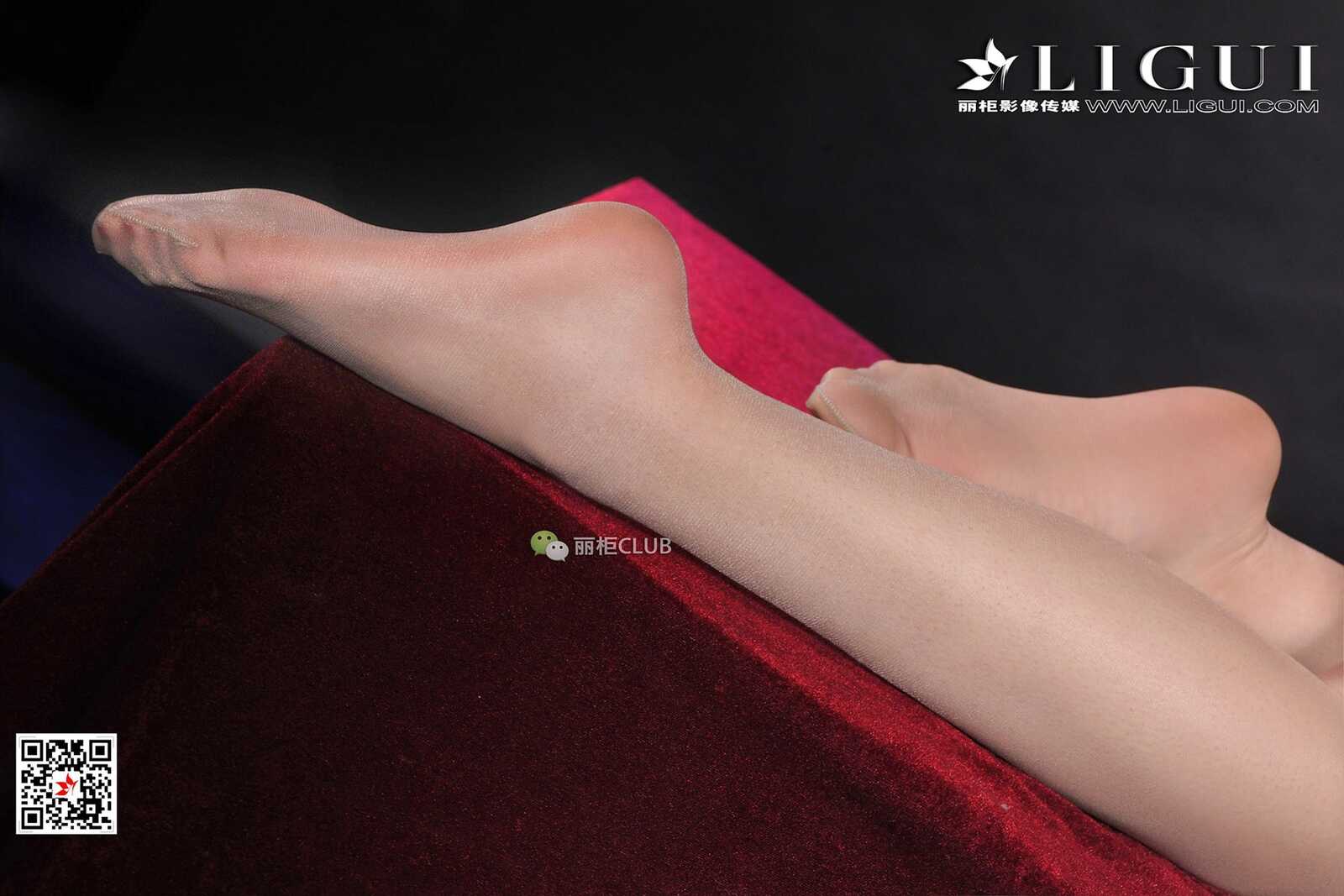 Model 美辰《肉丝玉足》 [丽柜Ligui] 写真集第1张