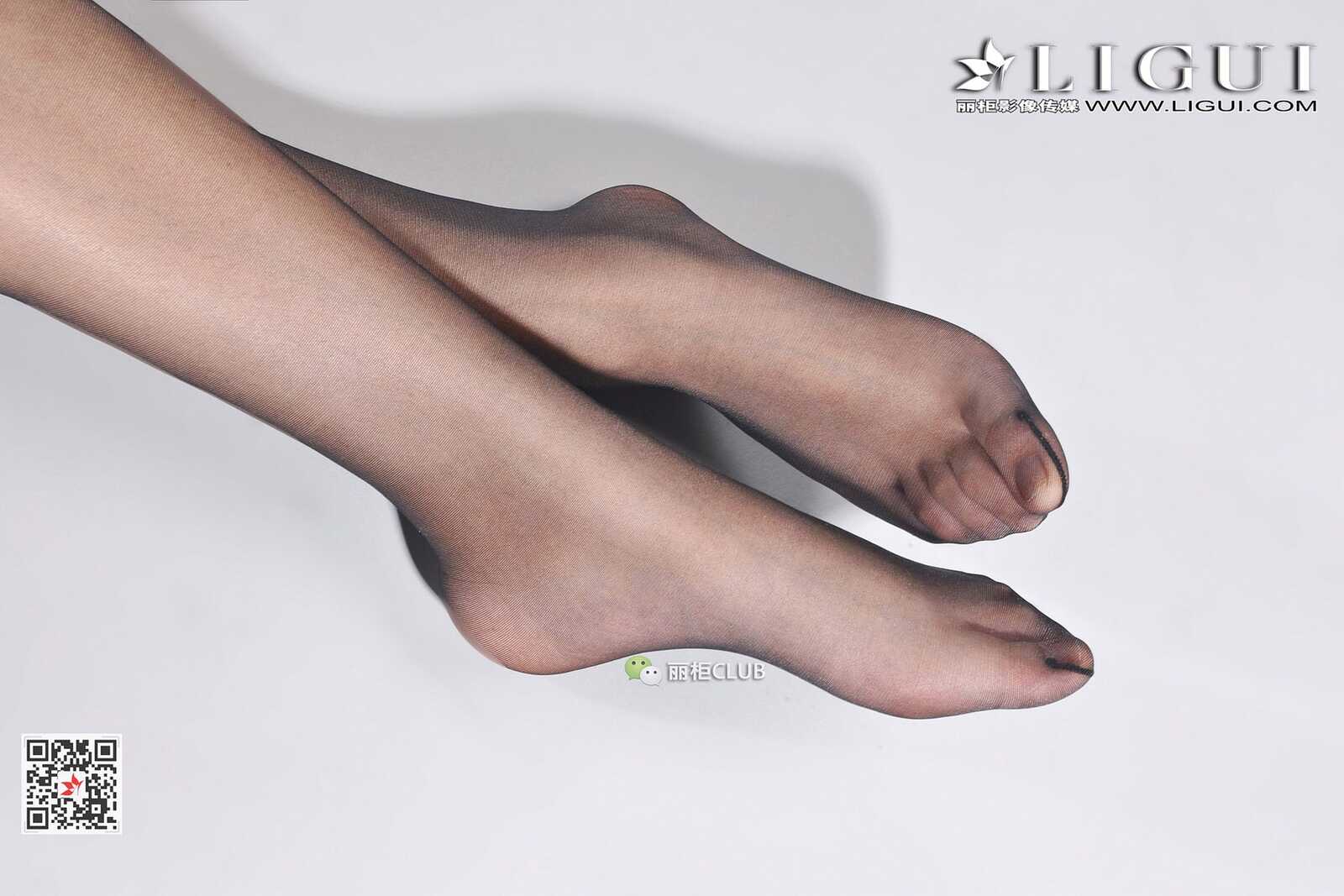 Model 小杨幂《蕾丝+黑丝+美脚》 [丽柜Ligui] 写真集第5张