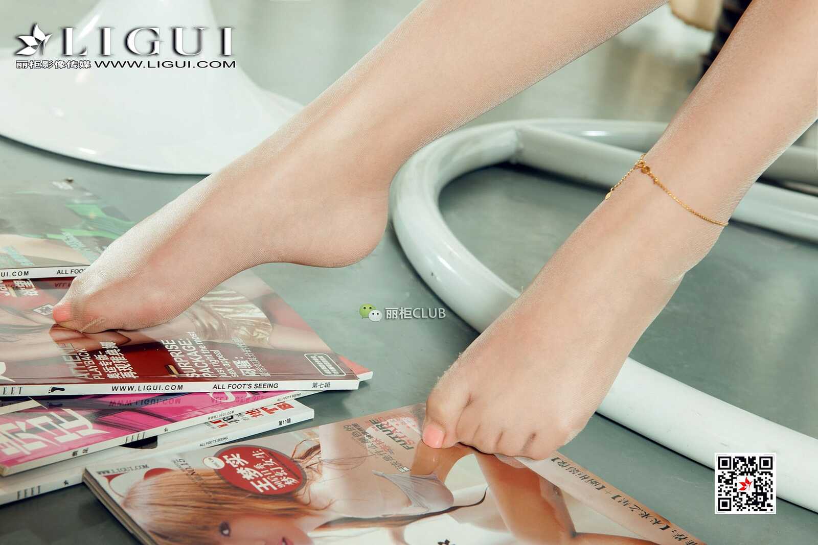 Mode 足模雪糕《吊篮椅丝足》 [丽柜Ligui] 写真集第9张