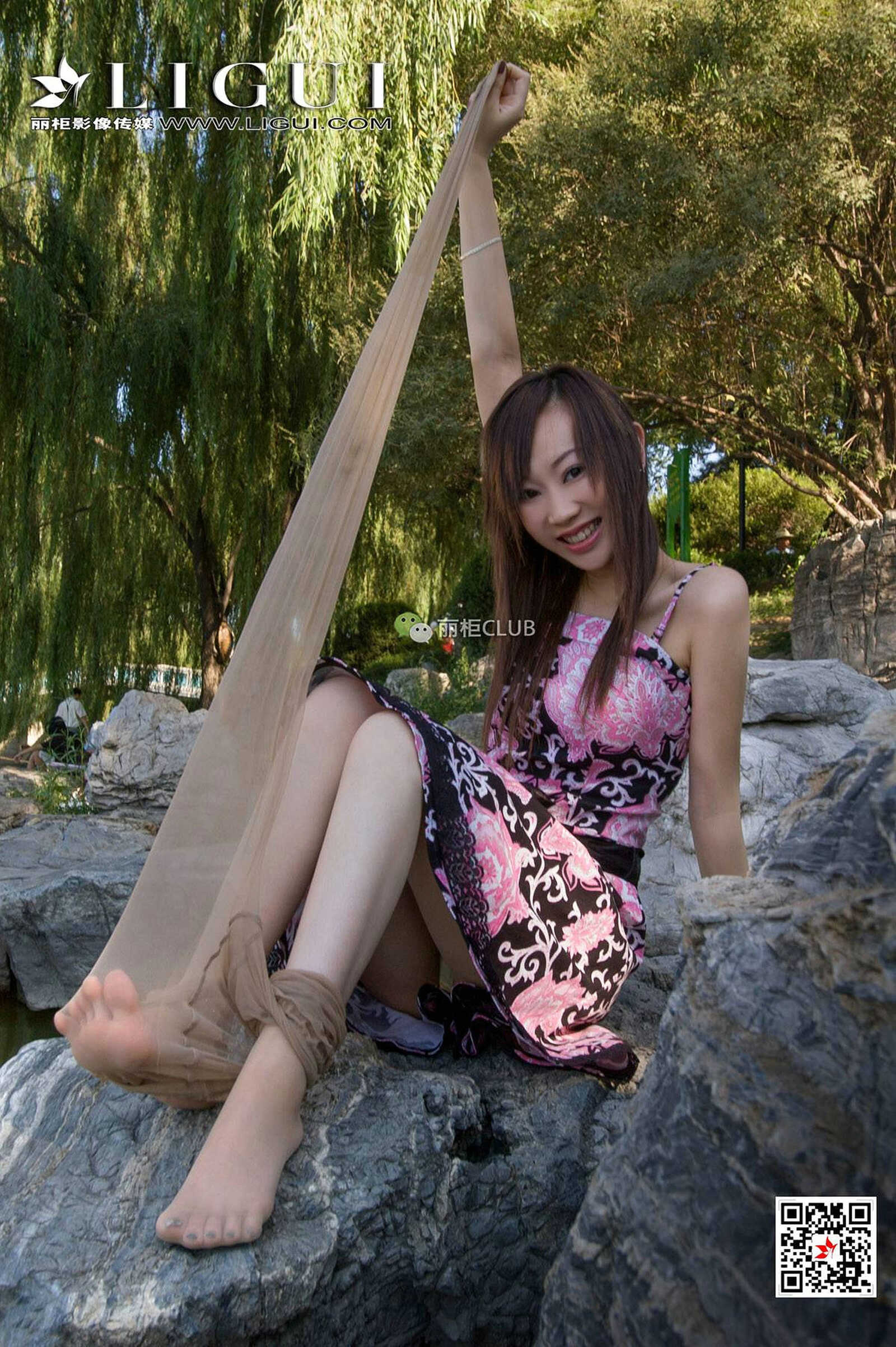 足模璐璐《公园湿足》 [丽柜Ligui] 写真集第6张