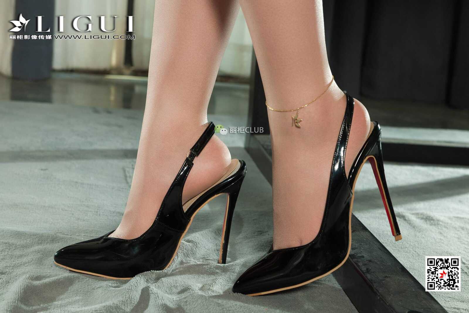 腿模冯伟婷《办公室美腿丝足》 [丽柜LIGUI] 网络第9张