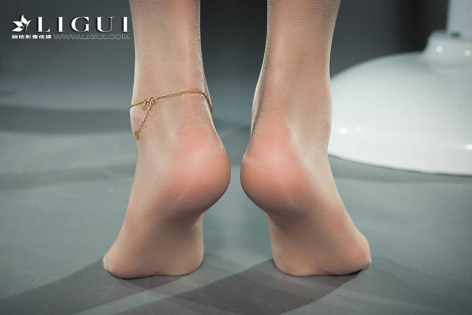 腿模王欣竹《健身丝足女郎》 [丽柜Liguil] 网络丽第12张