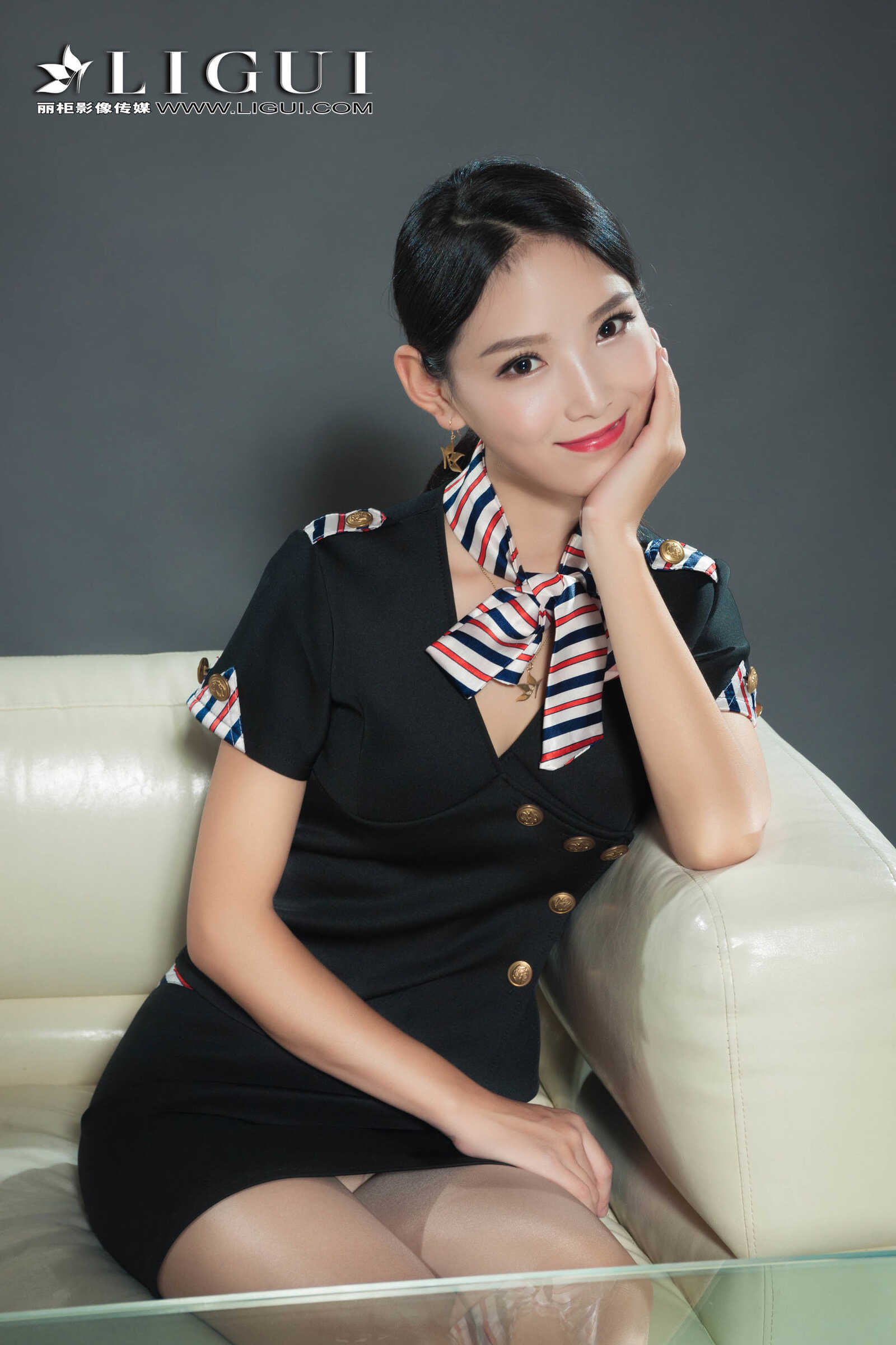 腿模赵维拉《空姐丝足》[丽柜Ligui] 写真集第13张