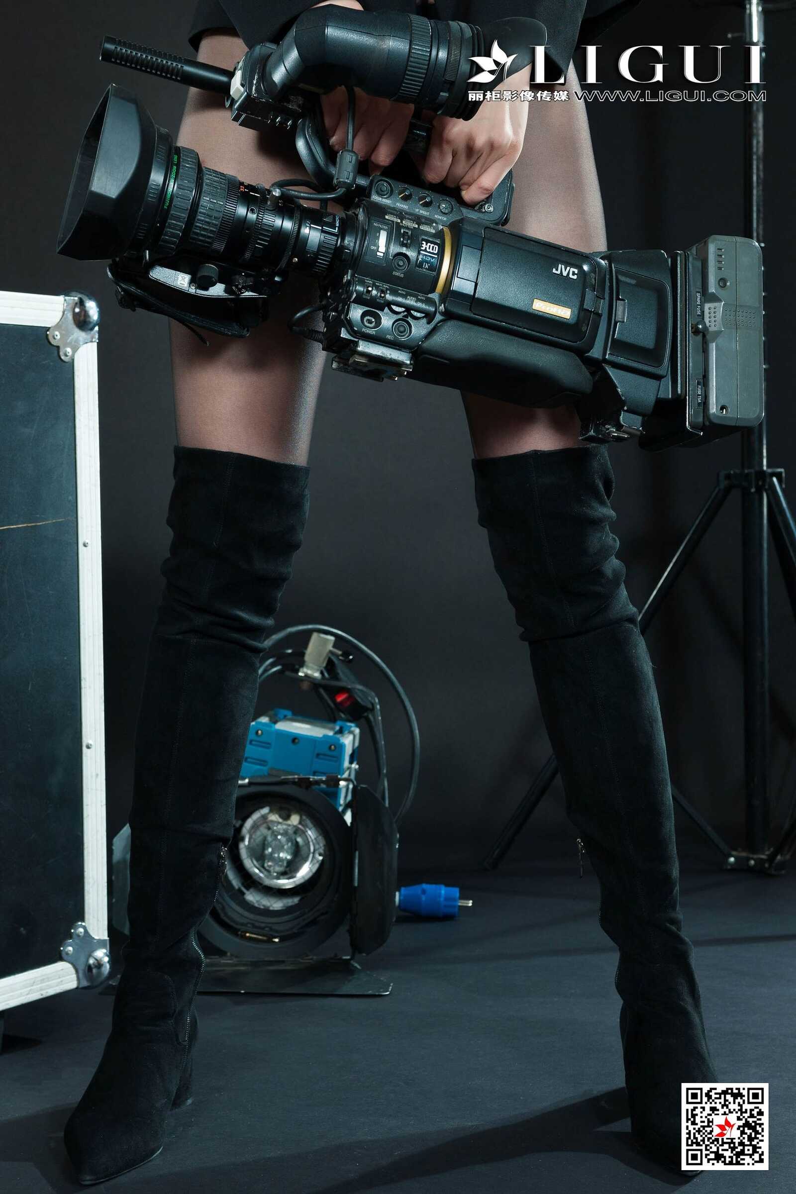 腿模凉儿《黑丝OL》 [丽柜Ligui] 网络丽人 写真集第5张