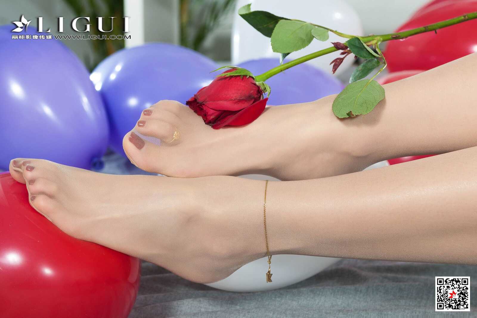 足模筱筱《肉丝玉足》 [丽柜Ligui] 网络丽人 写真第8张