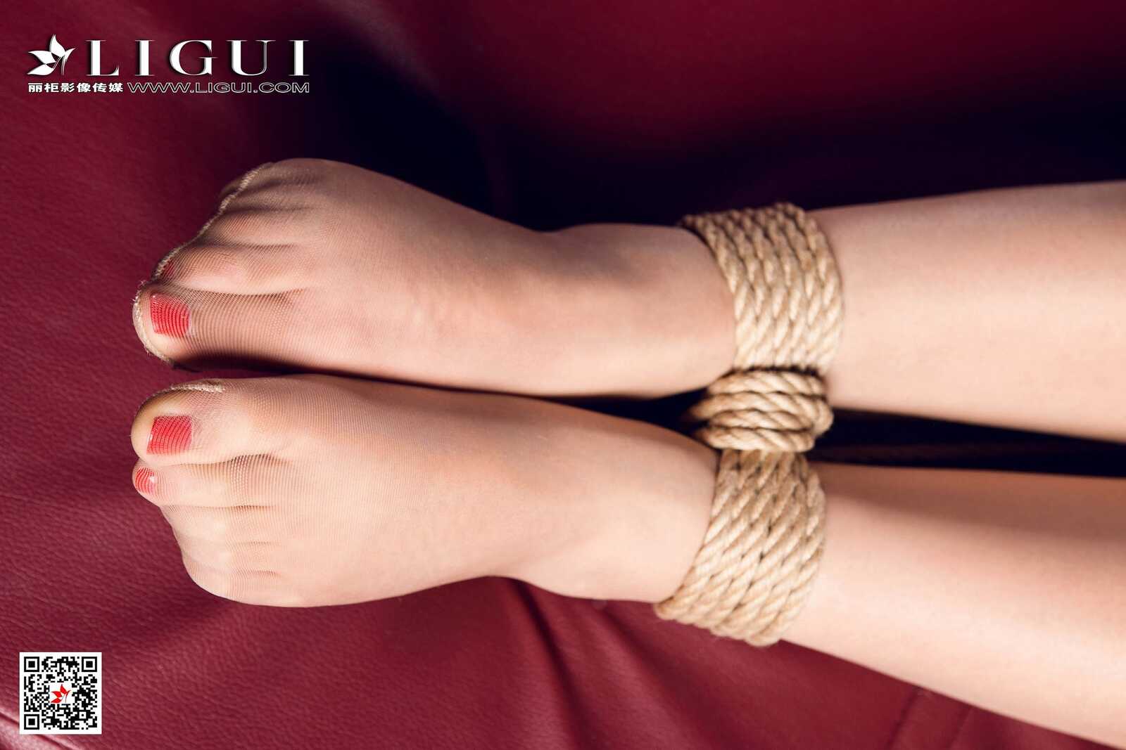 腿模语寒《美束护士》 [丽柜Ligui] 网络丽人 写真第5张