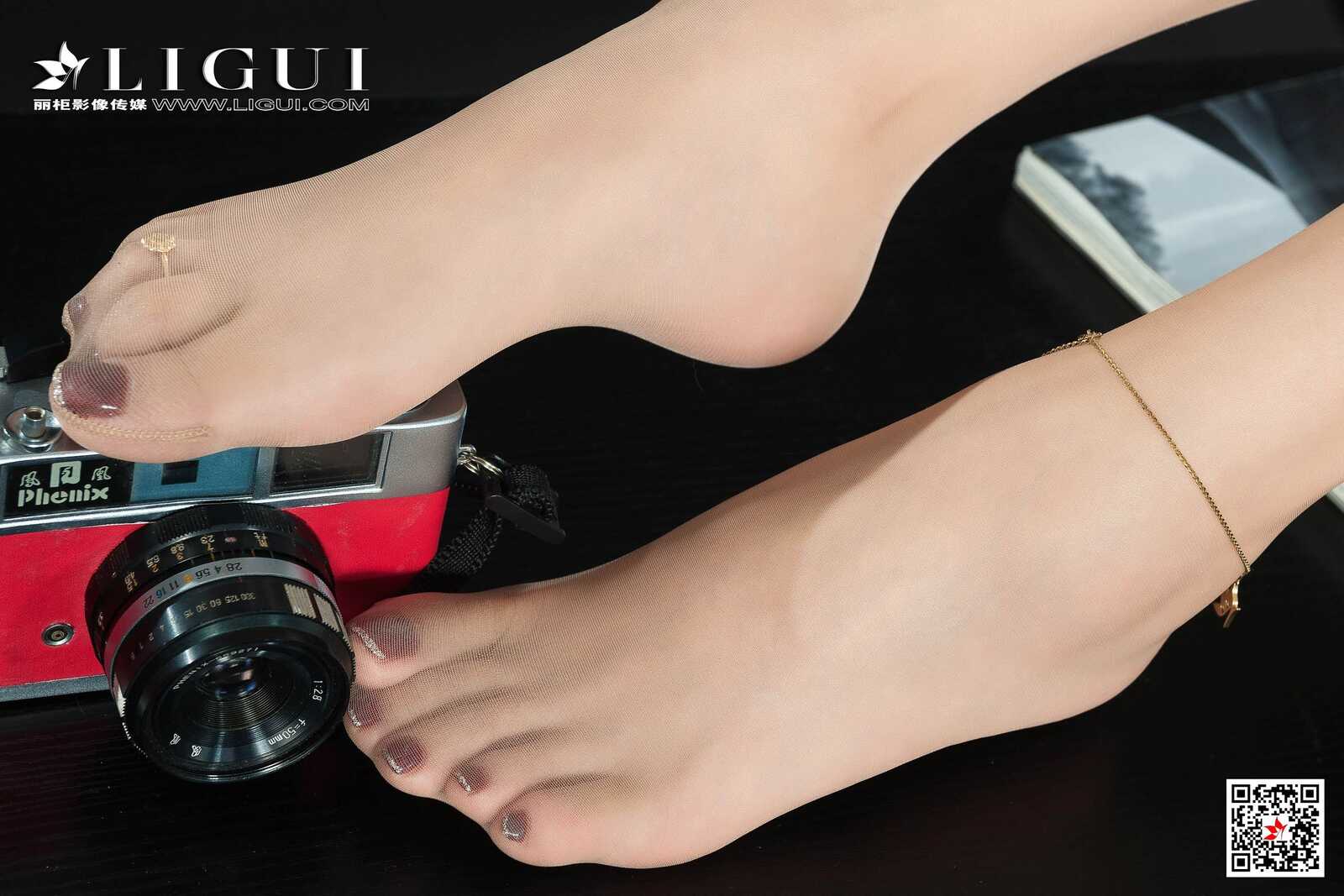 足模可可《玉足美摄》 [丽柜Ligui] 网络丽人 写真第3张